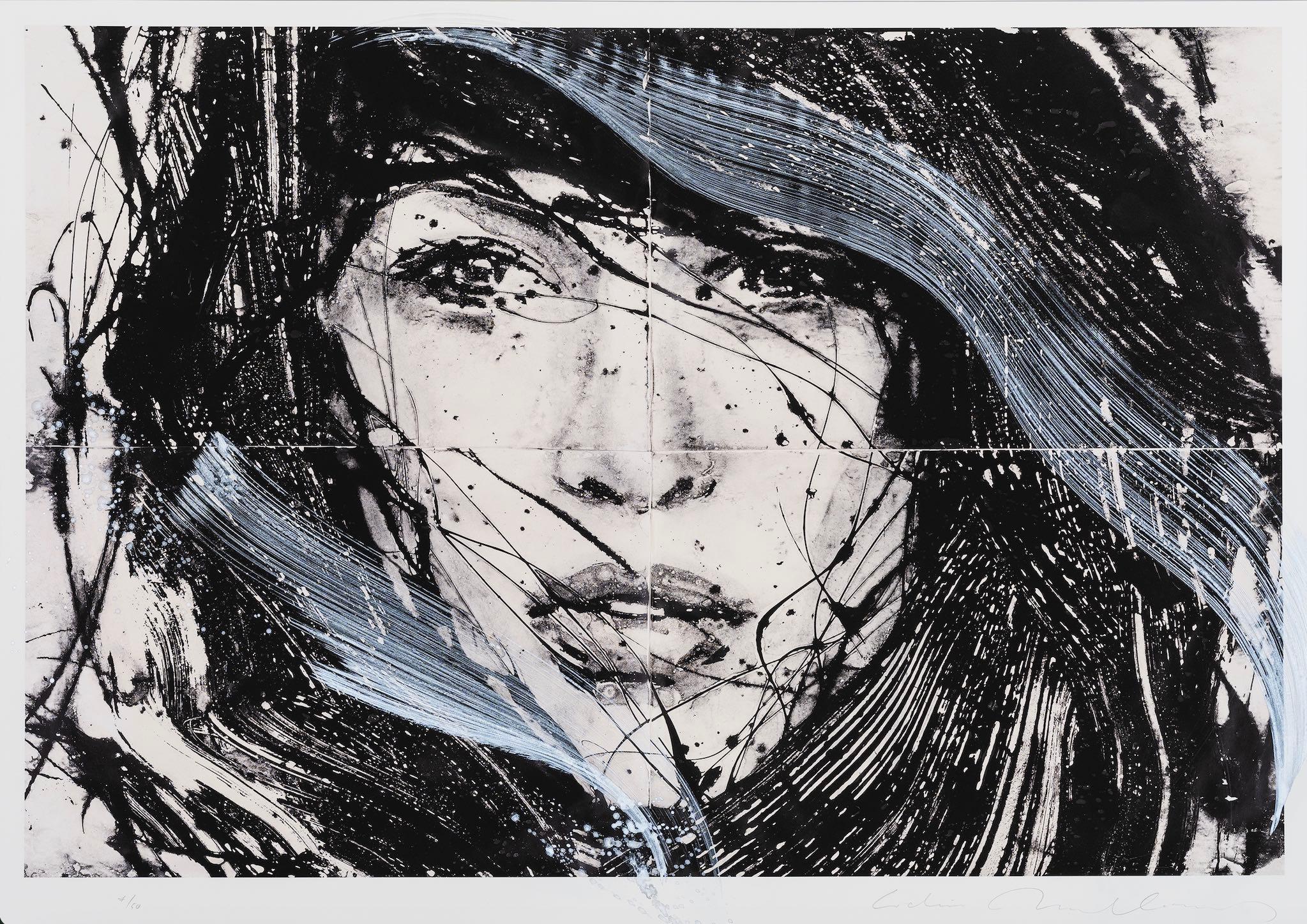 "MOD 24", 2024

Lídia Masllorens è attratta da un'astrazione moderata, che permette all'osservatore di interpretare il dipinto con precisione e di percepire realtà implicite, di ricreare, di sognare. Le sue opere di grandi dimensioni hanno una forte