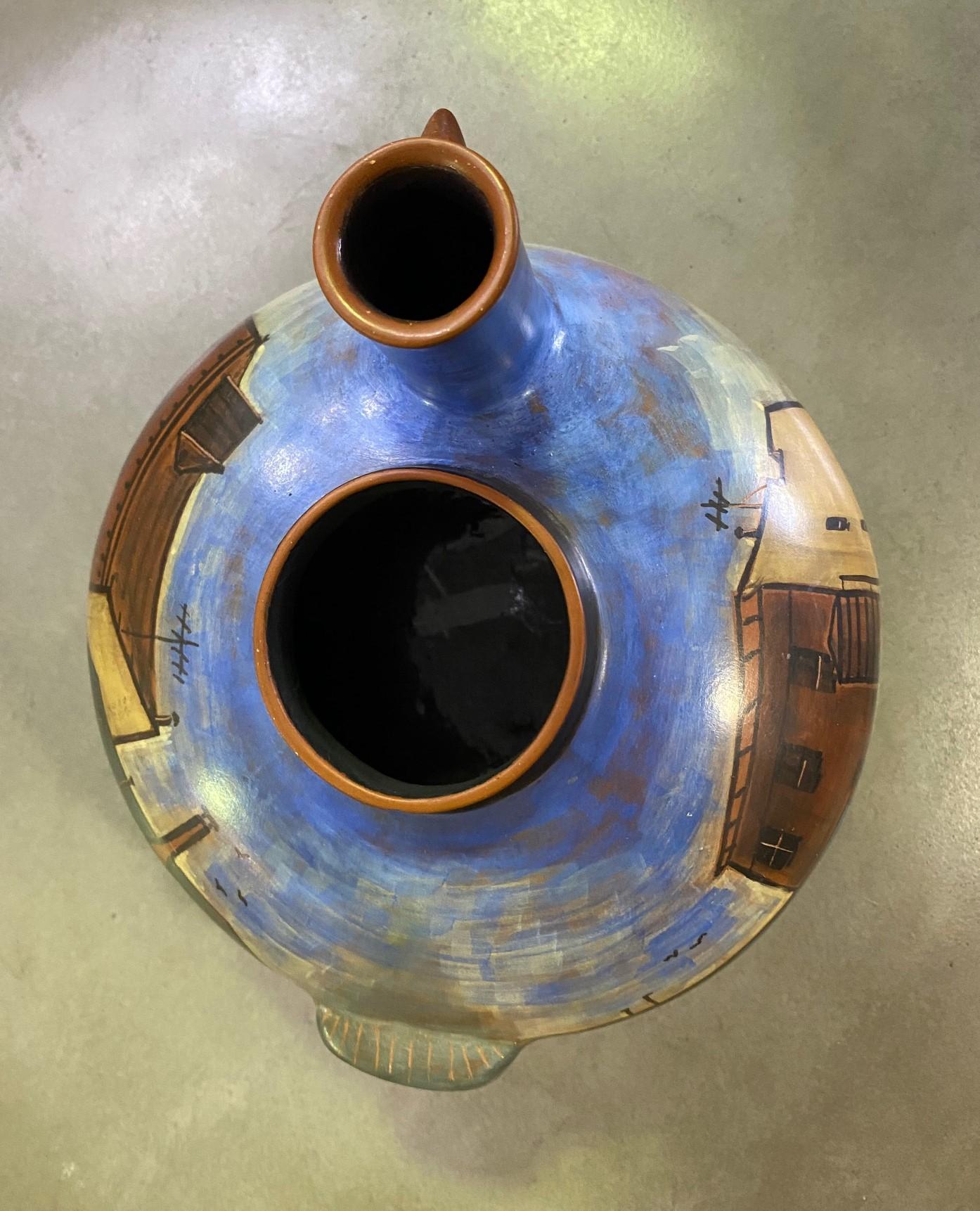 Lidya Buzio firmata dall'artista newyorkese, vaso in ceramica dipinto a mano, 1980 In condizioni buone in vendita a Studio City, CA