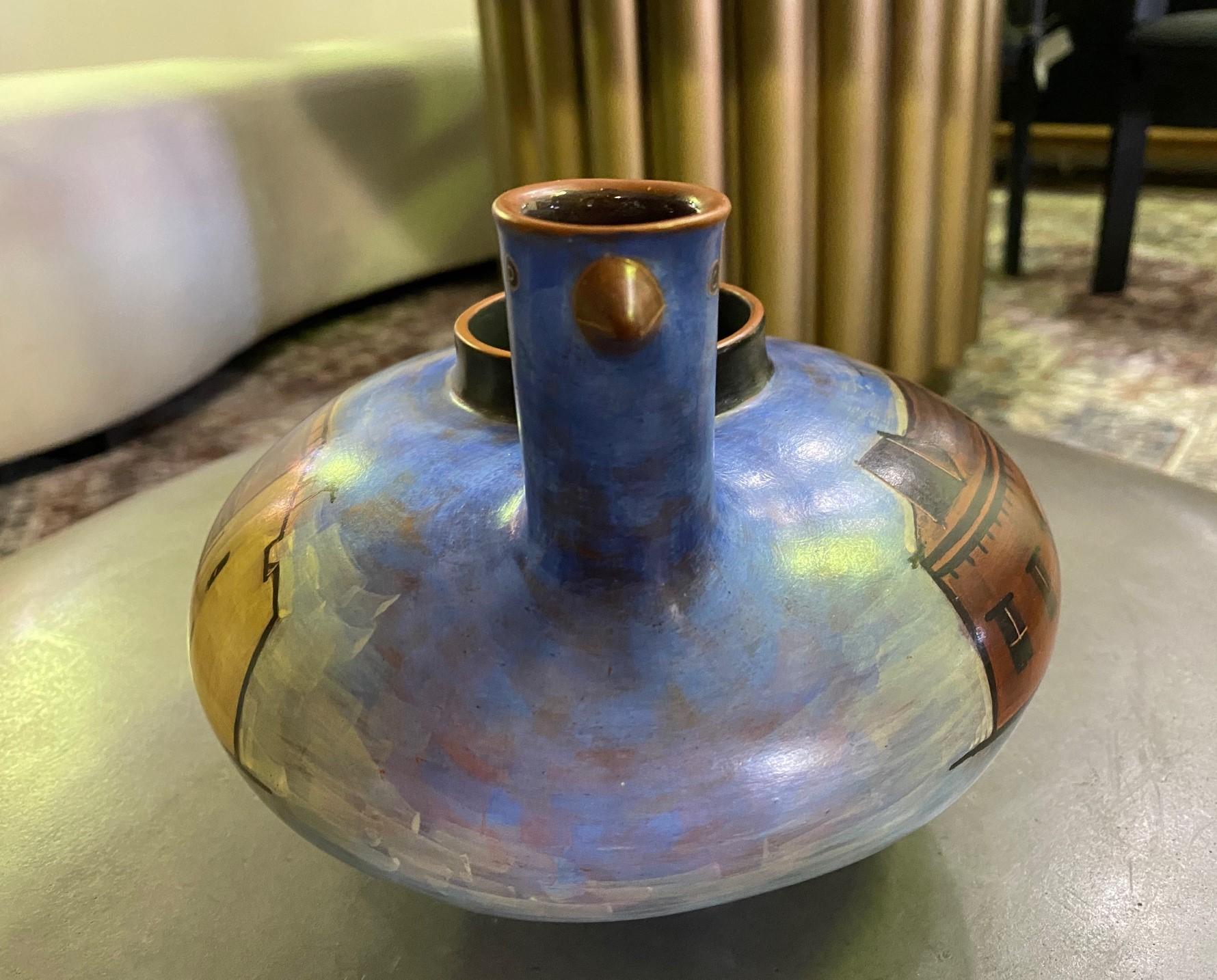 Fine XX secolo Lidya Buzio firmata dall'artista newyorkese, vaso in ceramica dipinto a mano, 1980 in vendita
