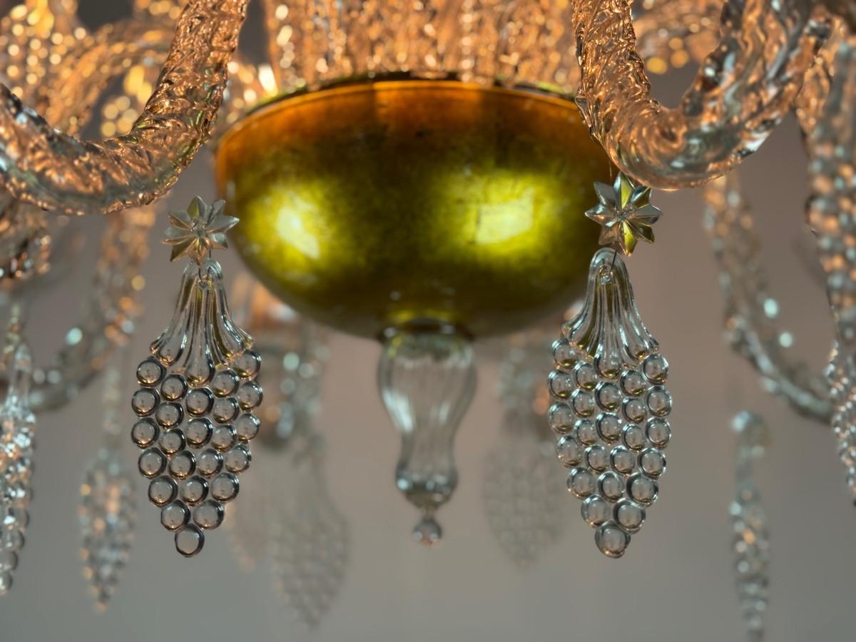 Lampadario Liegi in vetro soffiato, modellato e pizzicato, circa 1900 In condizioni buone in vendita a Honnelles, WHT