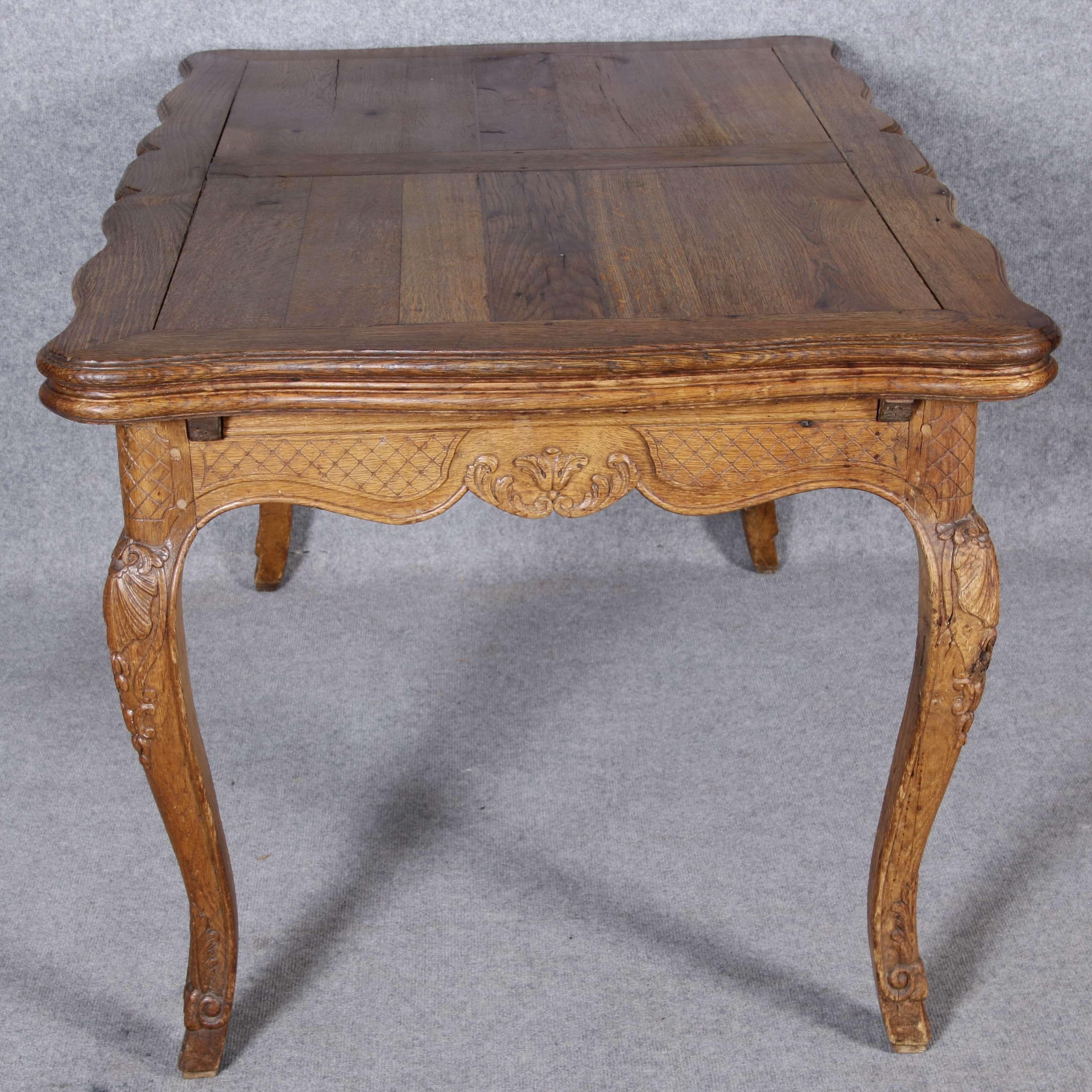 Liège with Table to Take off 18th Century Oak 6