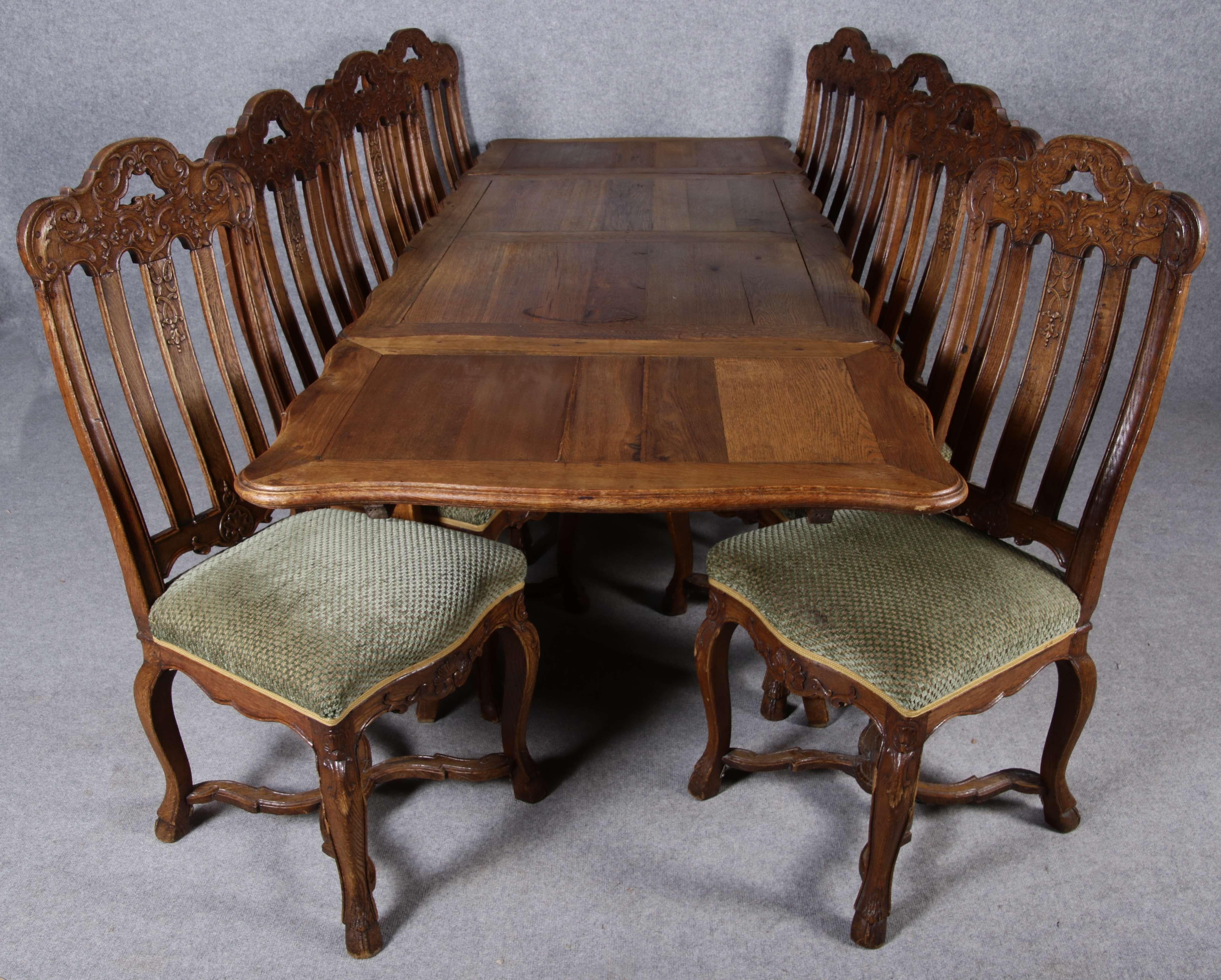 Liège with Table to Take off 18th Century Oak 13