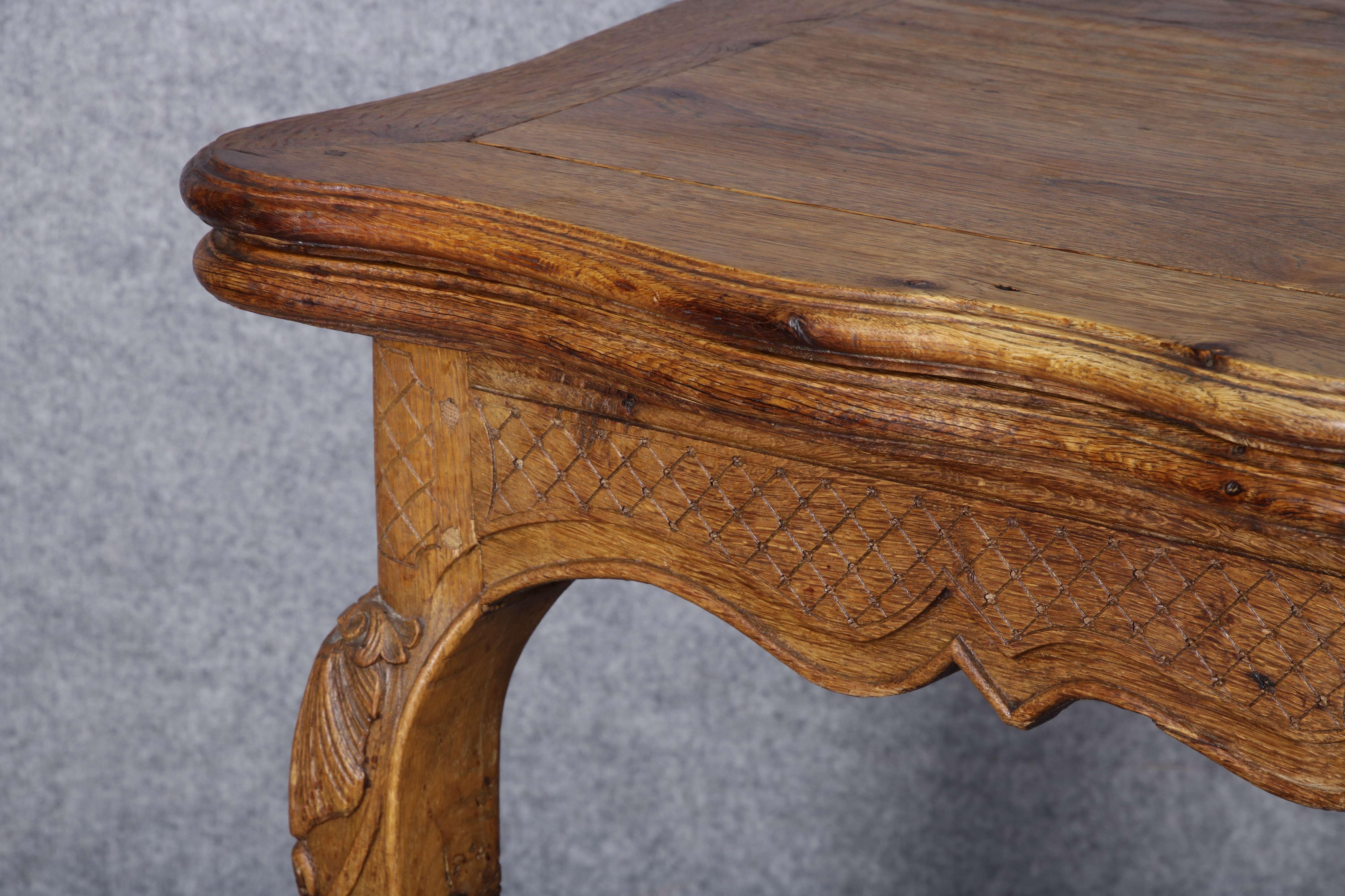 Wood Liège with Table to Take off 18th Century Oak