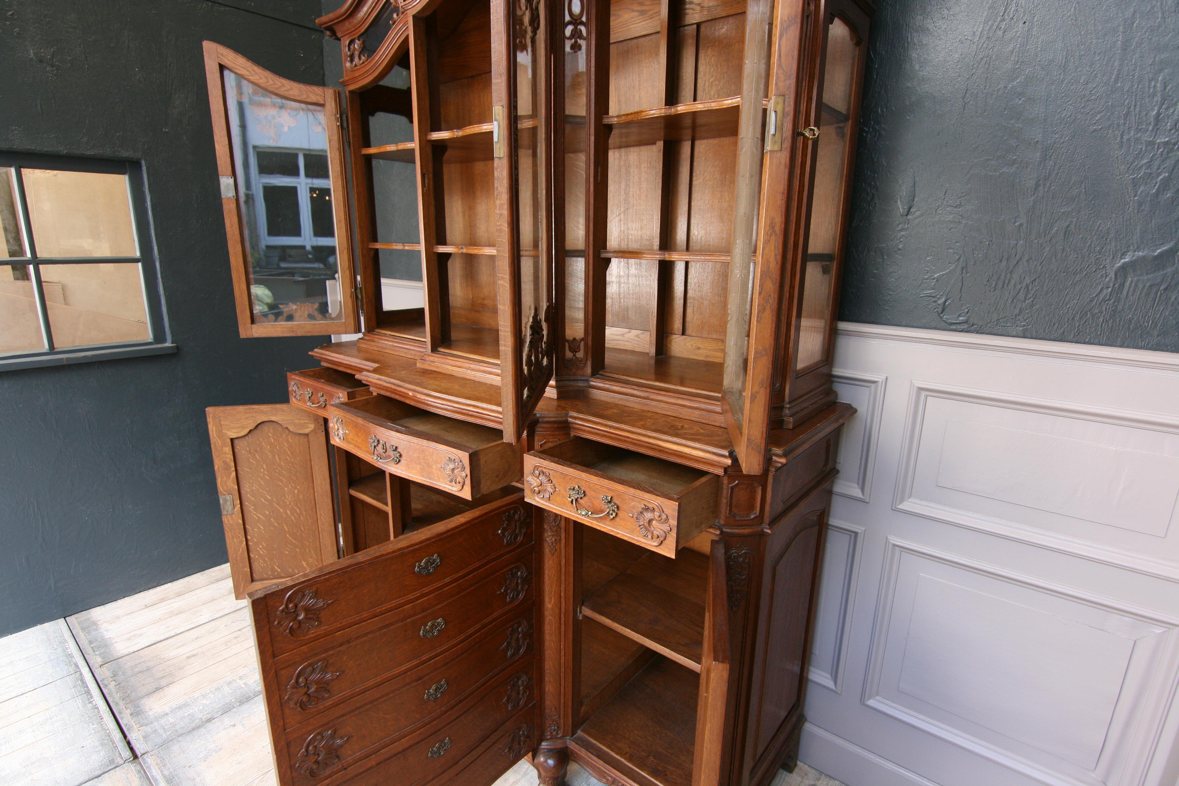 Carved Liegeois Buffet Cabinet Made of Oak, circa 1910