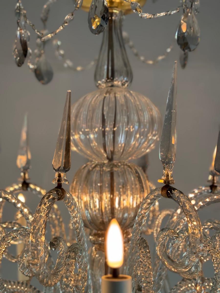 Liégeois Crystal And Glass Chandelier Cut On Two Levels, 10 Light Arms For Sale 1
