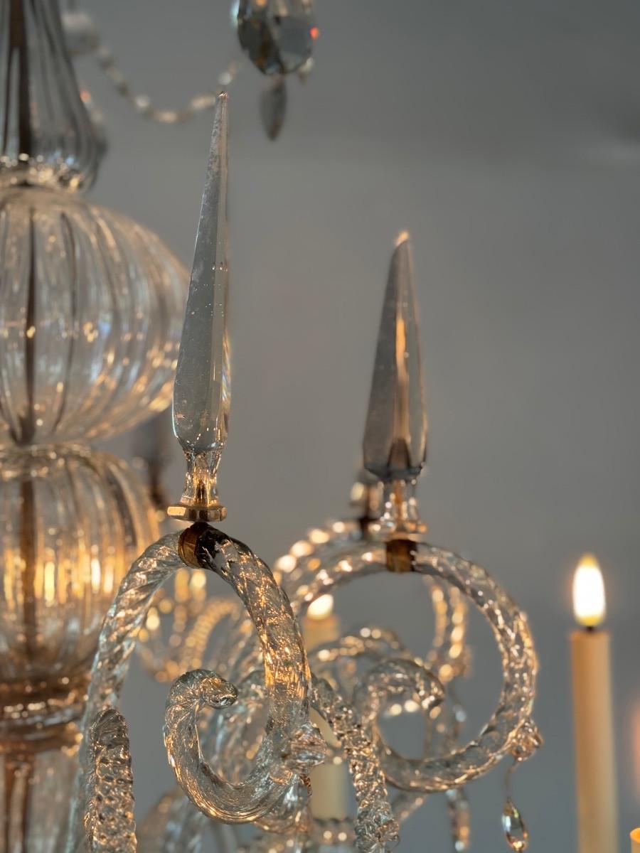 Liégeois Crystal And Glass Chandelier Cut On Two Levels, 10 Light Arms For Sale 2