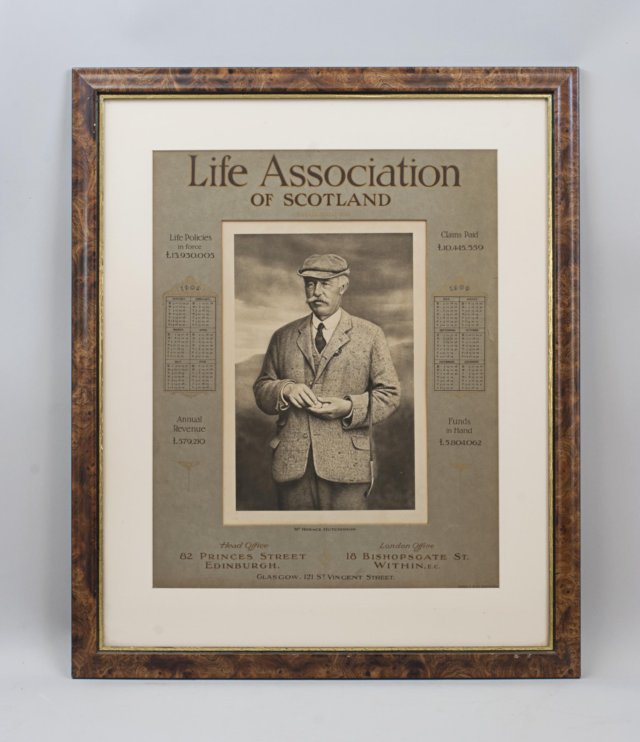 Antique Life Association Golf Print, Herr Horace Hutchinson.
Ein Original-Kalender der Life Association of Scotland aus dem Jahr 1909. Der Kalender ist gerahmt und zeigt in der Mitte ein wunderschönes Bild des englischen Amateurgolfers Horace
