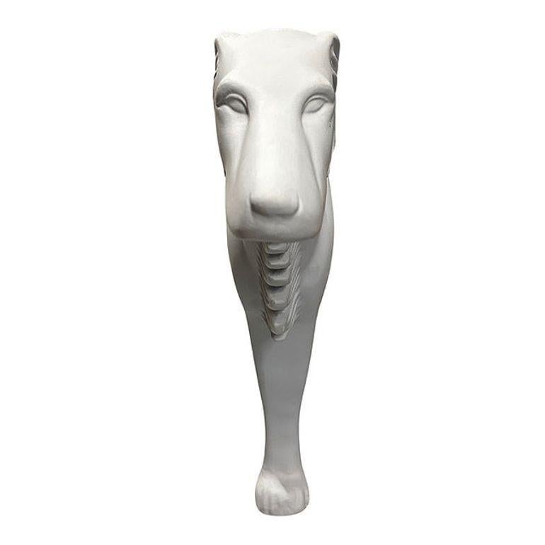 Américain Statue de chien de chasse russe Borzoi en fibre de verre, grandeur nature, de style Art Déco en vente