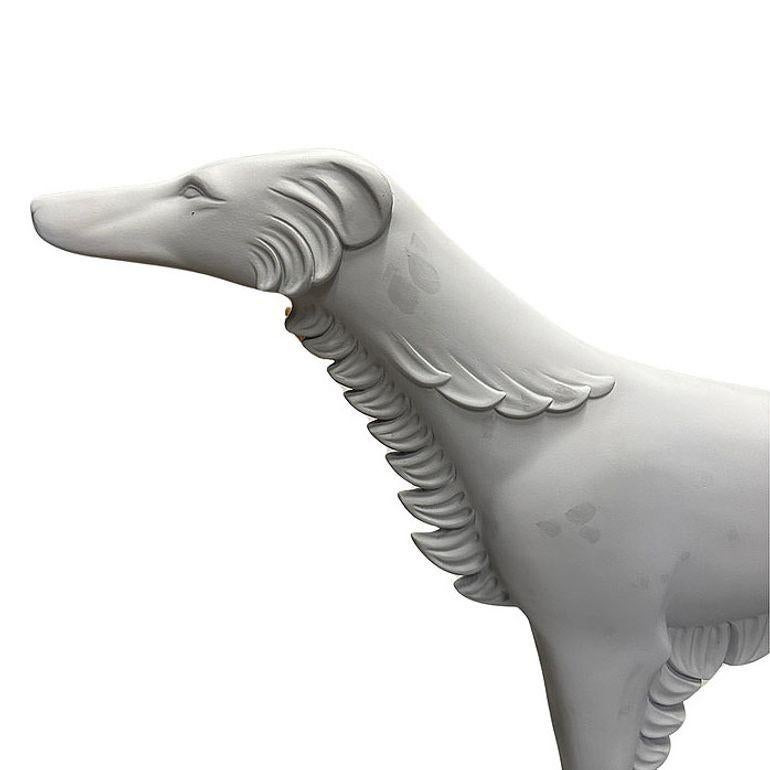 Fibre de verre Statue de chien de chasse russe Borzoi en fibre de verre, grandeur nature, de style Art Déco en vente