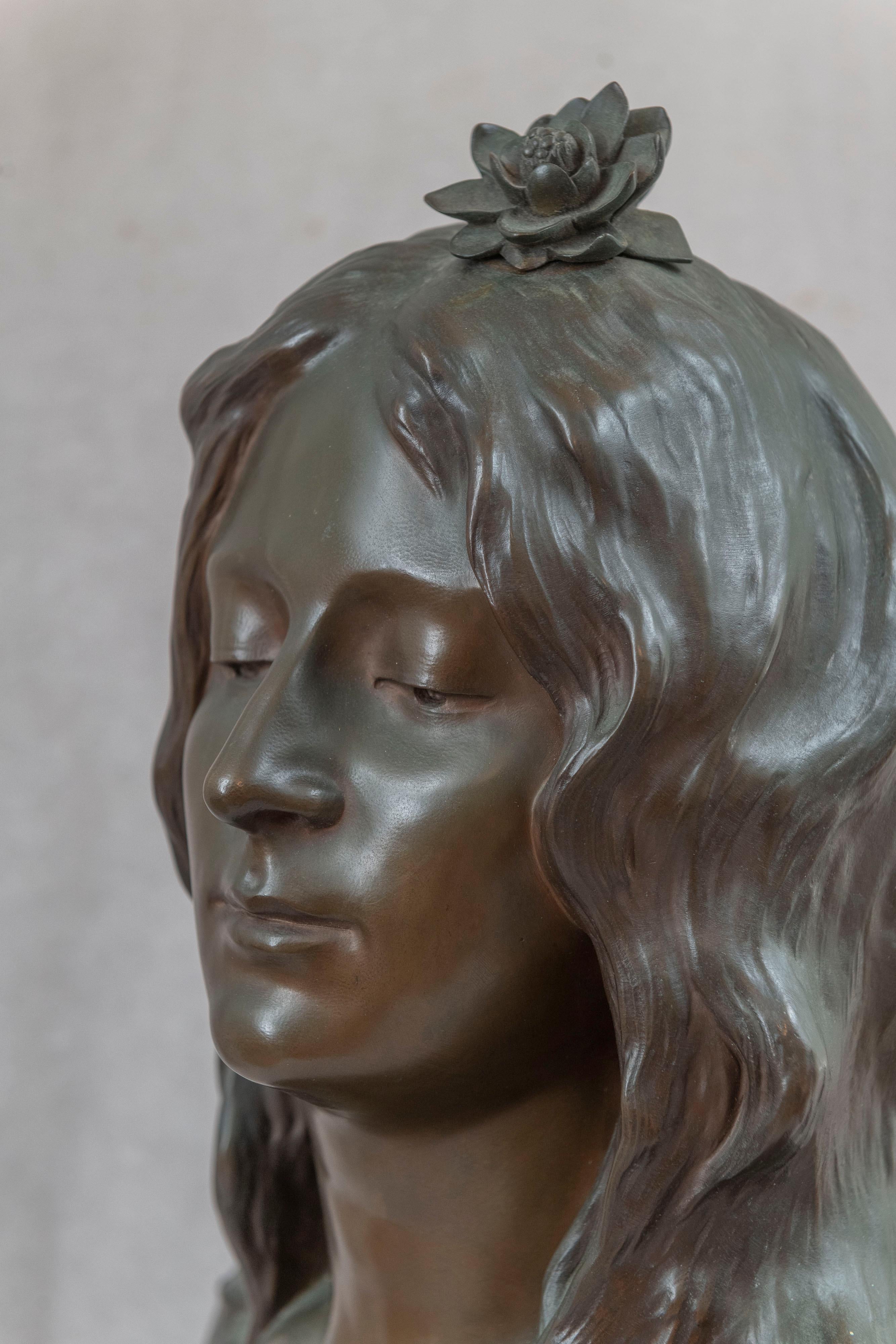 Buste de femme en bronze grandeur nature Art Nouveau Léopold Savine Français (1861-1934) en vente 7