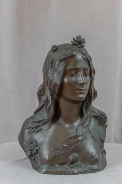 Busto in bronzo Art Nouveau a grandezza naturale di una donna Leopold Savine Francese (1861-1934)