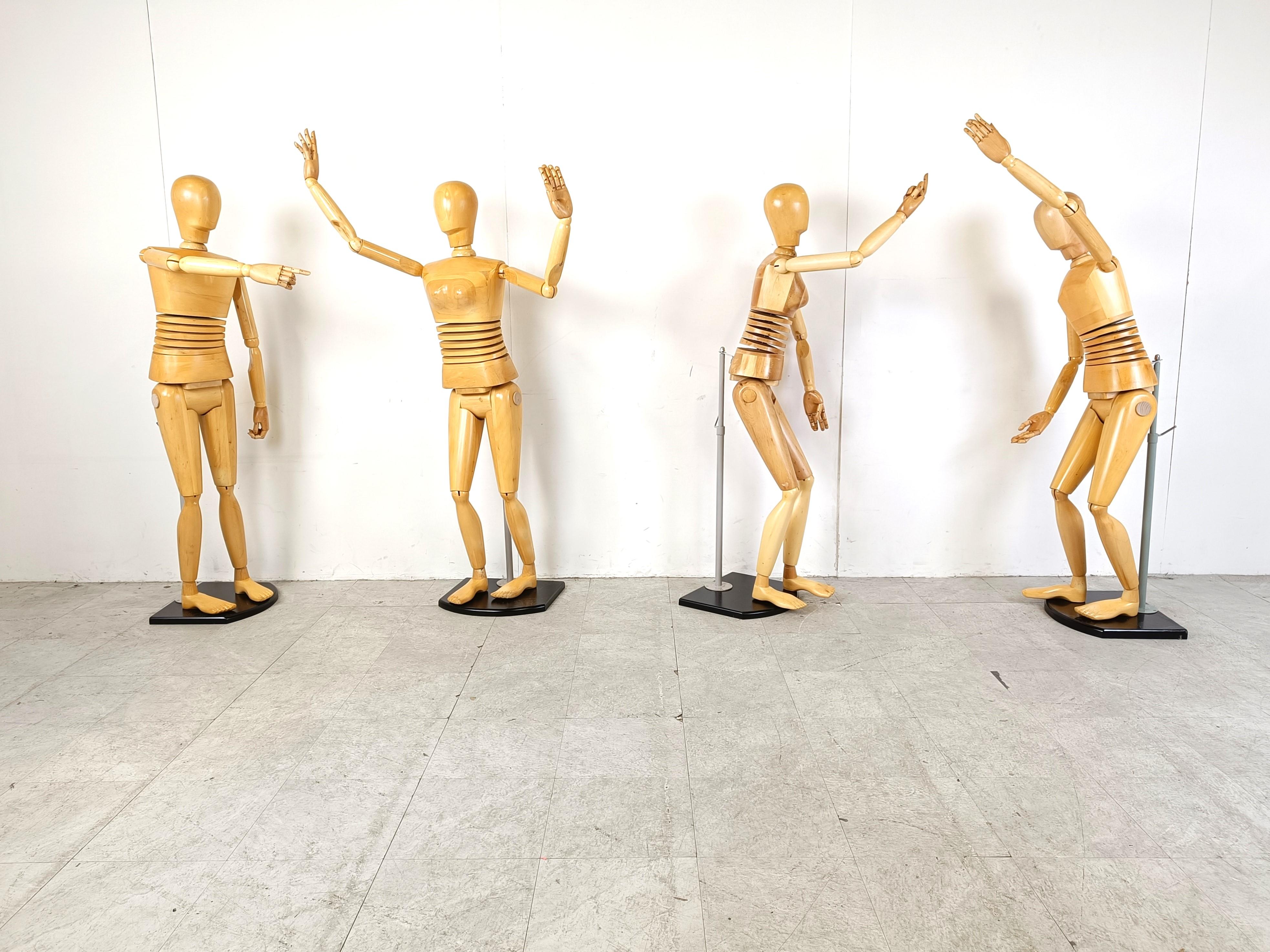 High quality pine wood articulated artistic Lay Figures.

These life size mannequins are made with great care and have a lot of positioning possibilities. (as displayed by our creative photographer)

What is remarkable, is the engineering around the