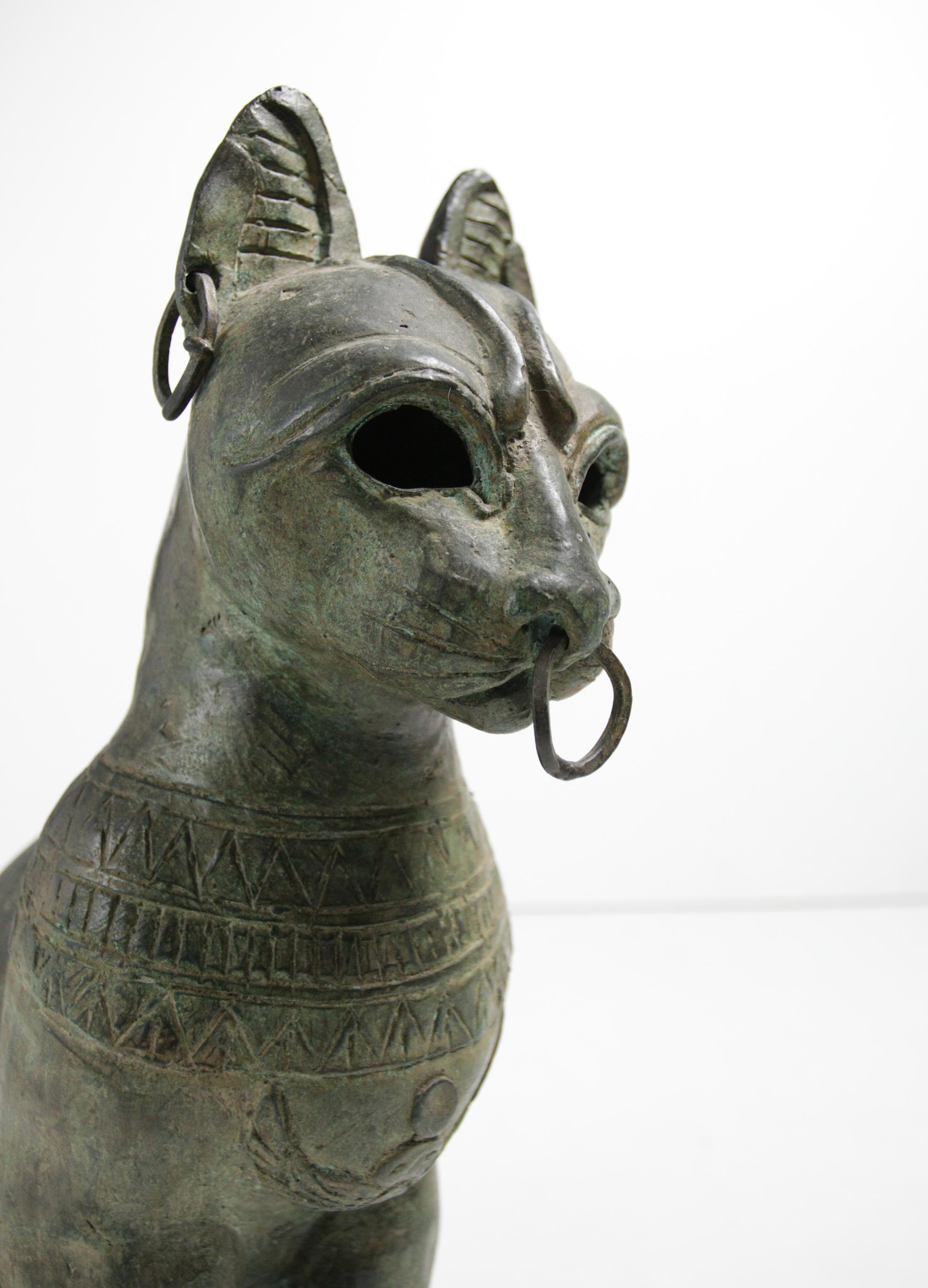 Leben Größe Bronze Bastet Katze Freies Verschiffen (Ägyptisch) im Angebot