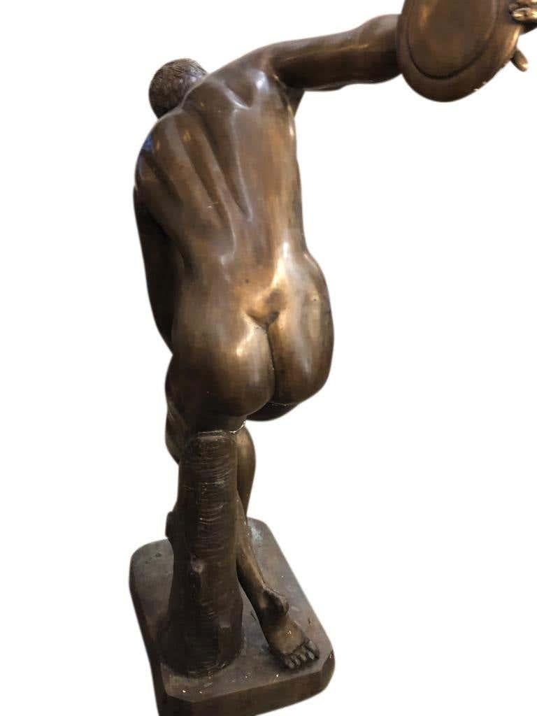 Statue olympique grecque à disque grandeur nature en bronze, 20ème siècle en vente 2