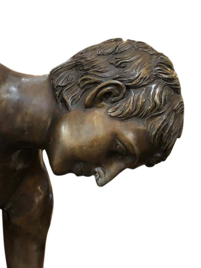 Statue olympique grecque à disque grandeur nature en bronze, 20ème siècle en vente 9