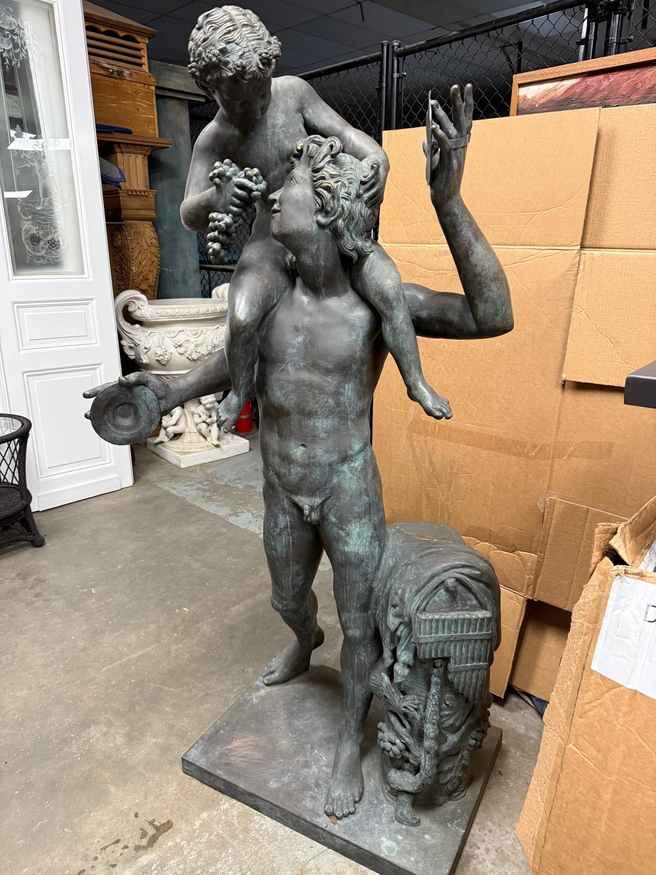 Estatua de Baco desnudo en bronce tamaño natural Dios del Vino y el Jolgorio Tailandés en venta