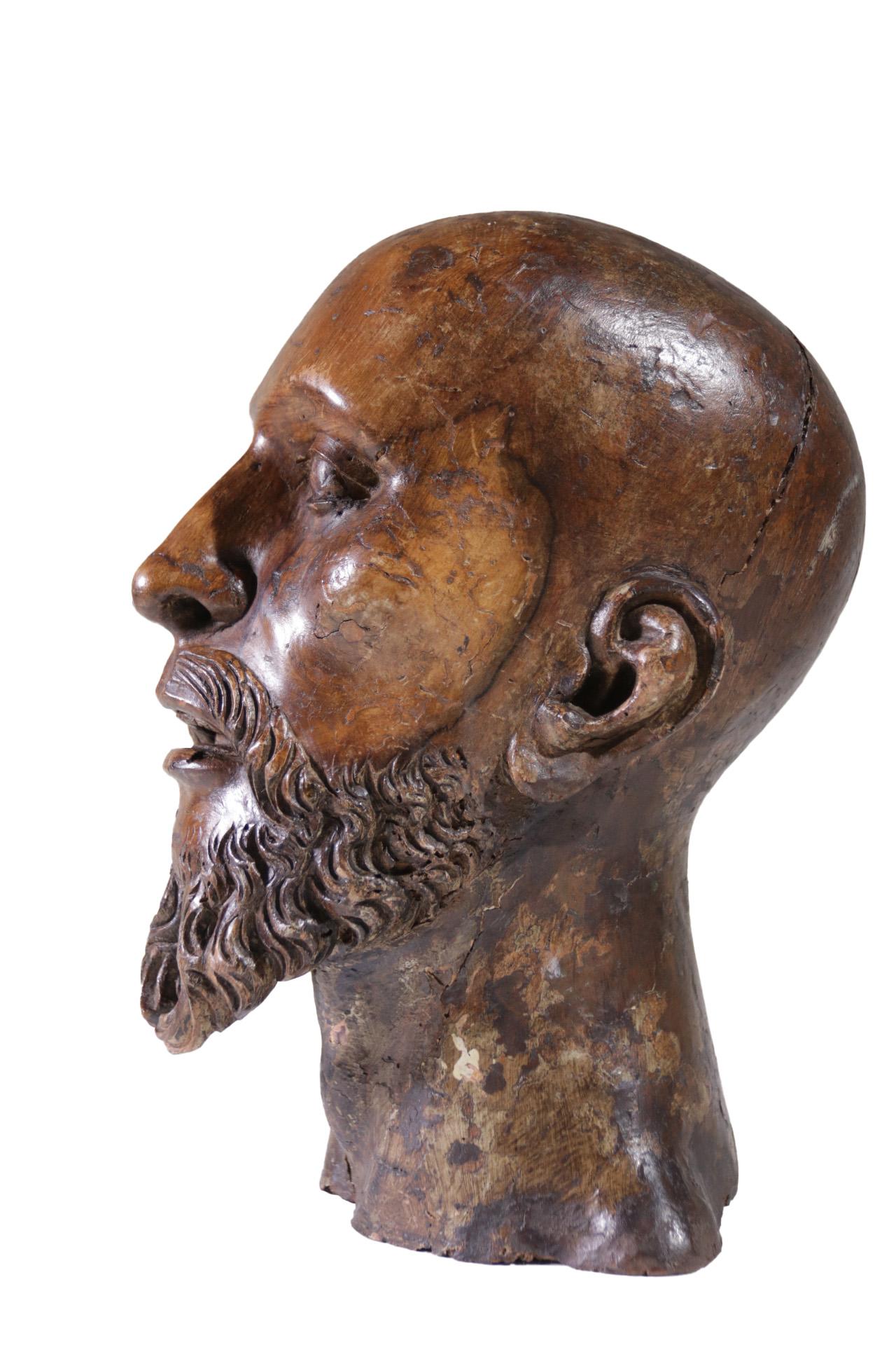 Life-Size Carved Wood Sculpture of a Man's Head circa 1700 South European For Sale 2