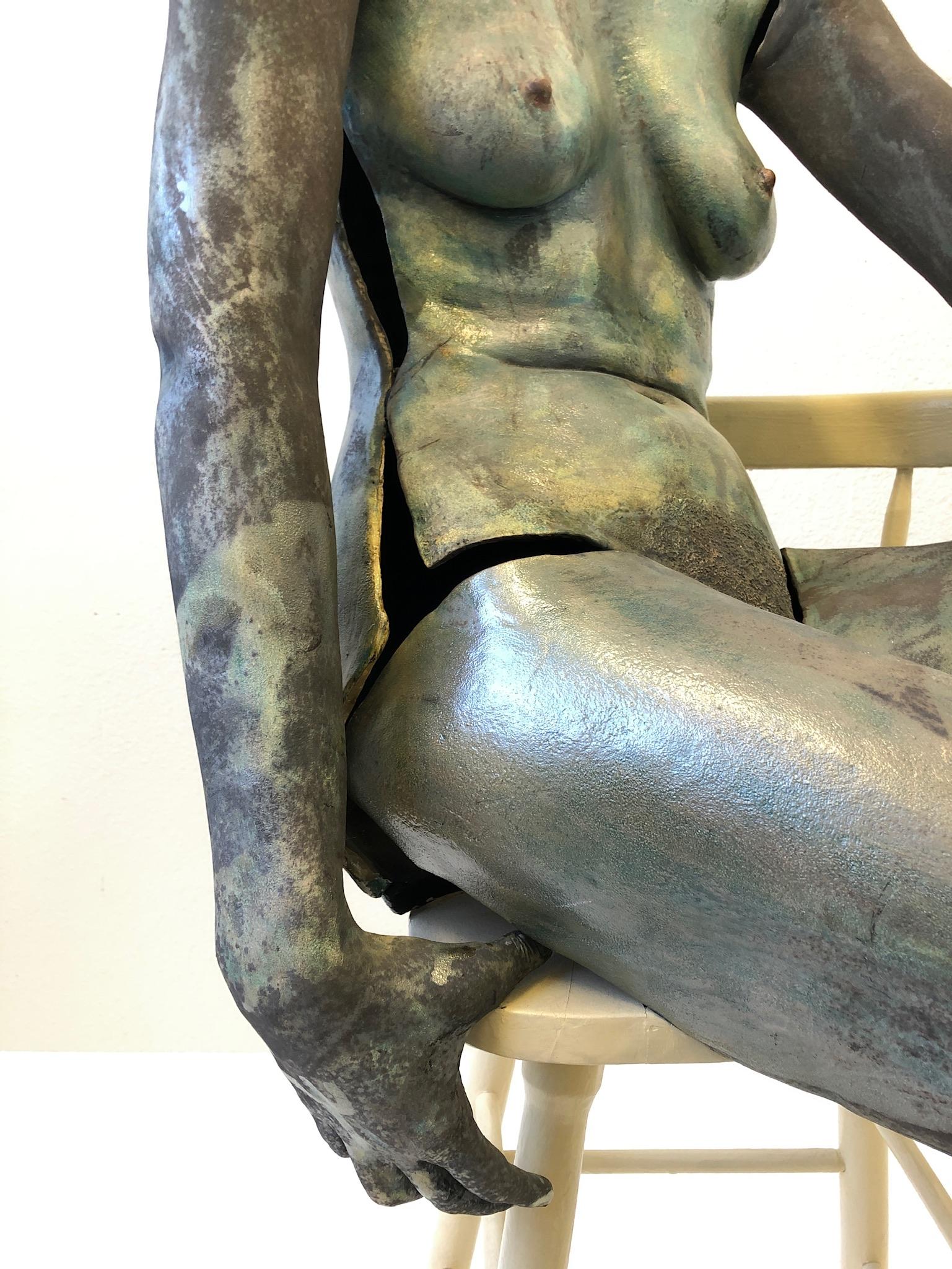 Sculpture féminine en céramique grandeur nature d'Eva Stettner en vente 6