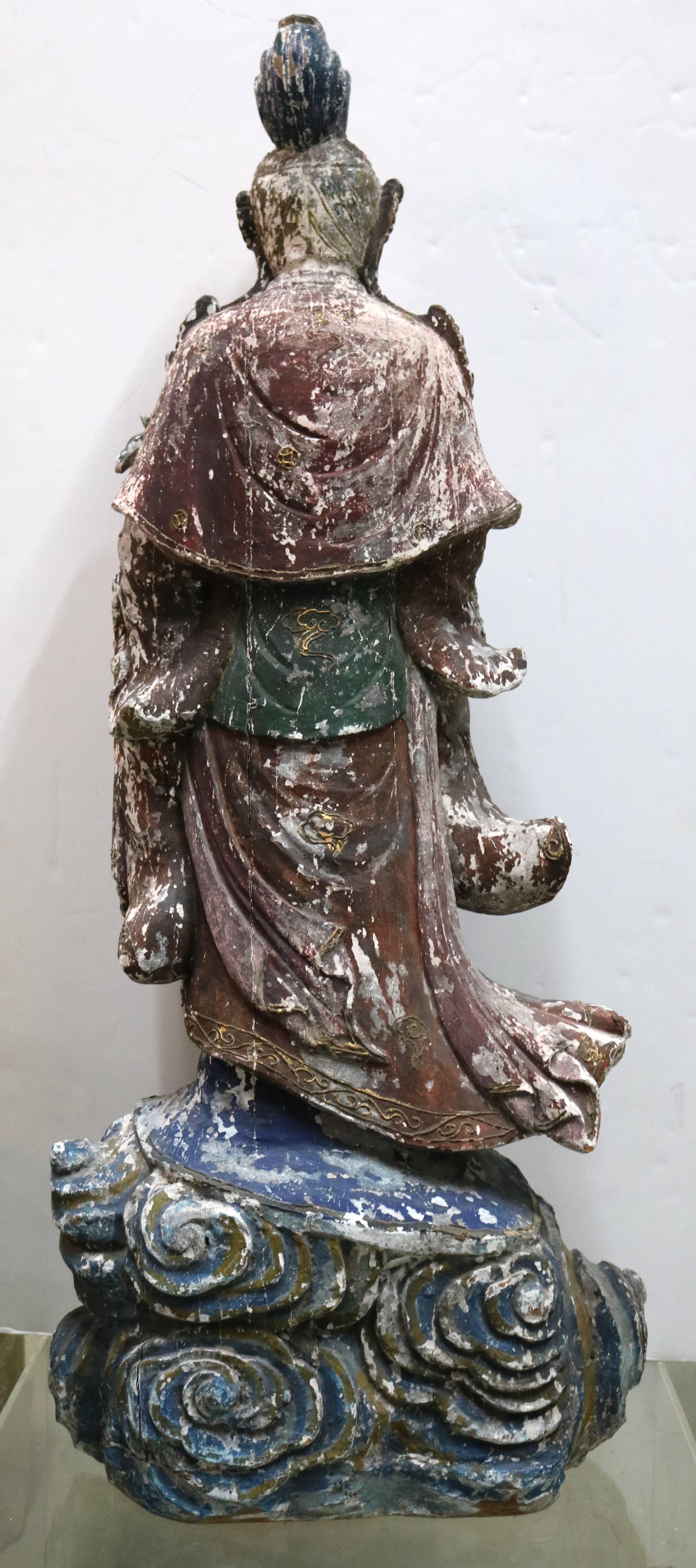 Archaistic Nr. Life-Size Wood Carved Quan Yin Standing Statue in Regal Repose For Sale