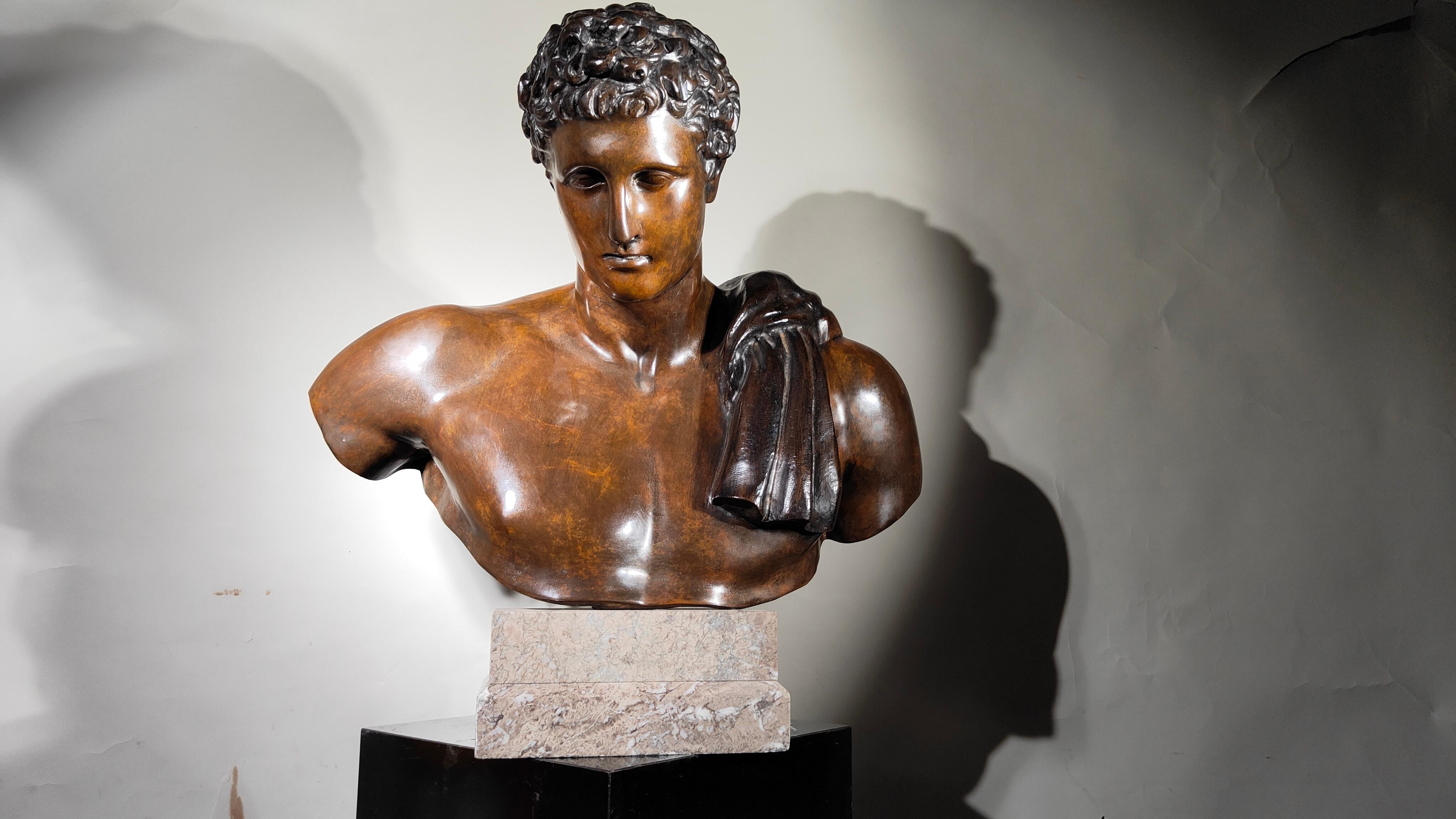Life-size Greco-Roman bronze bust, 19th century For Sale 3