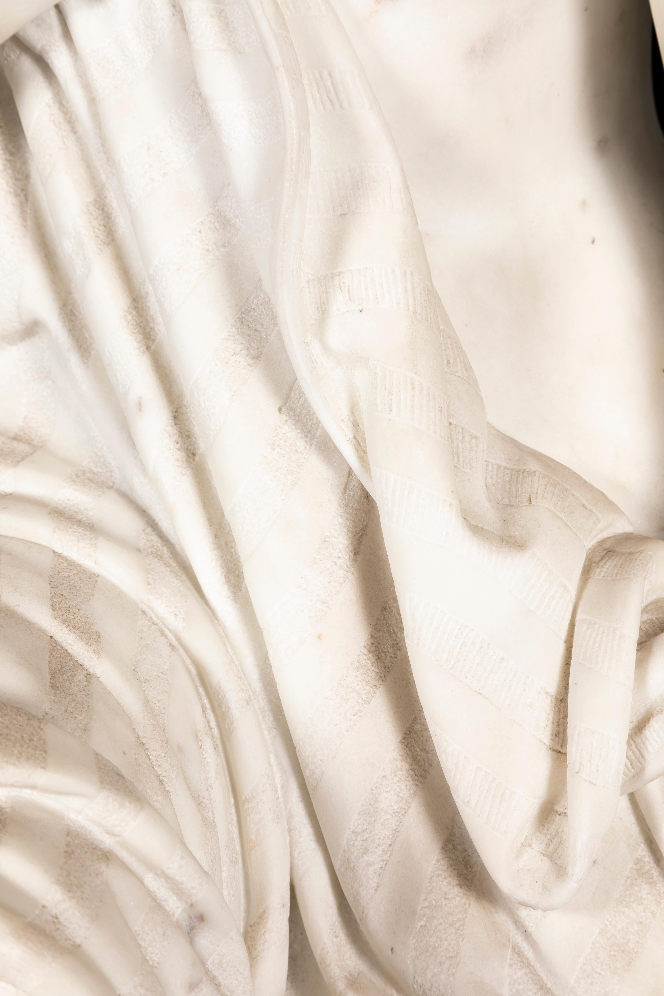 Lebensgroße Skulptur aus italienischem Carrara-Marmor, handgeschnitzt, P Romanelli 