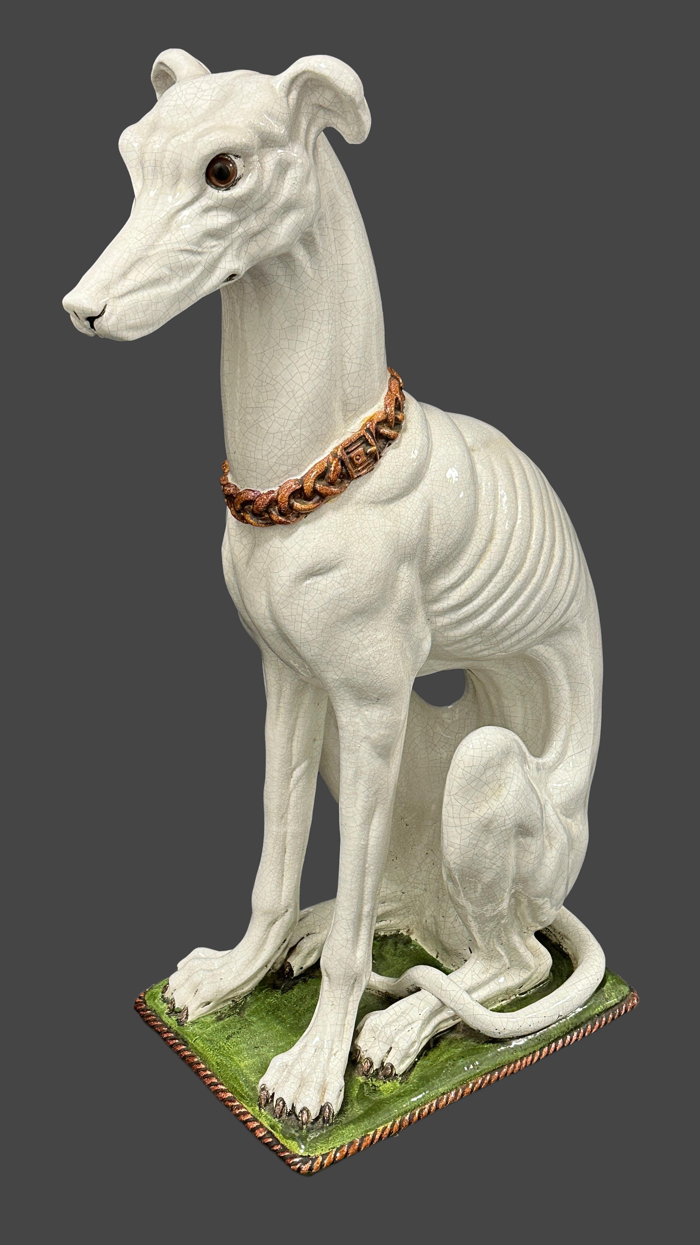 Statue de chien en majolique Galgo Greyhound italien grandeur nature Figurine Vintage, 1960s Bon état - En vente à Nuernberg, DE