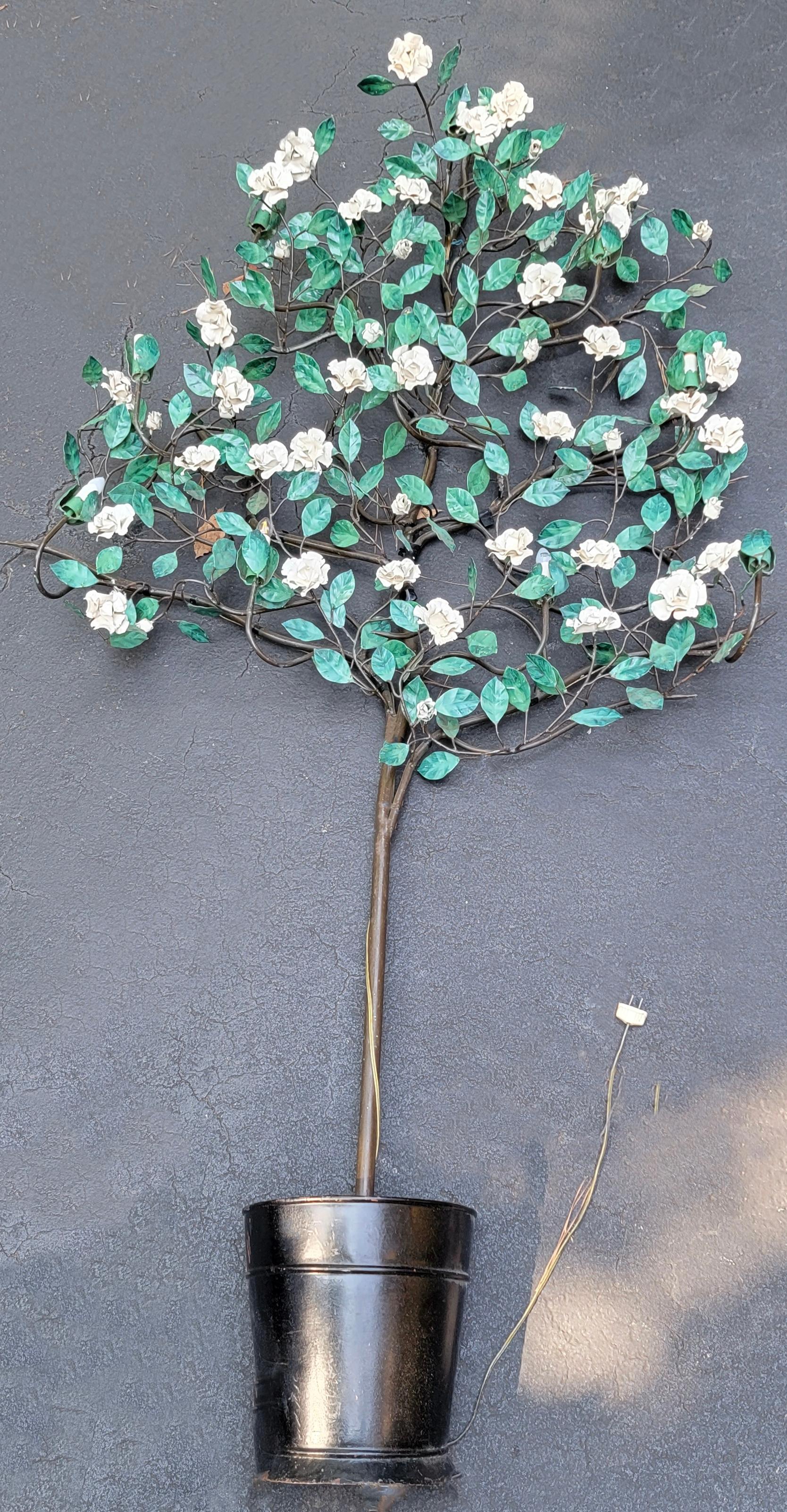 Life-Size Mid-Century Italian Tole Tree Wall Light With Porcelain Flowers In Good Condition In Kennesaw, GA