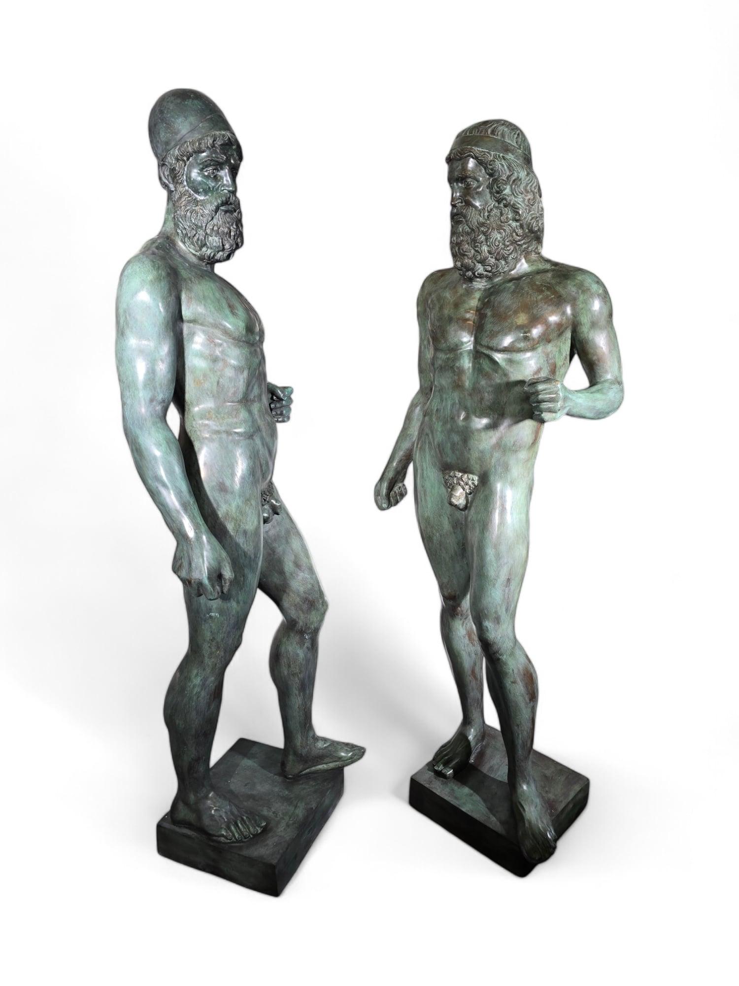 Fin du 20e siècle Sculptures grandeur nature de 180 cm des Guerriers de Riace, 1980, Bronzes en vente