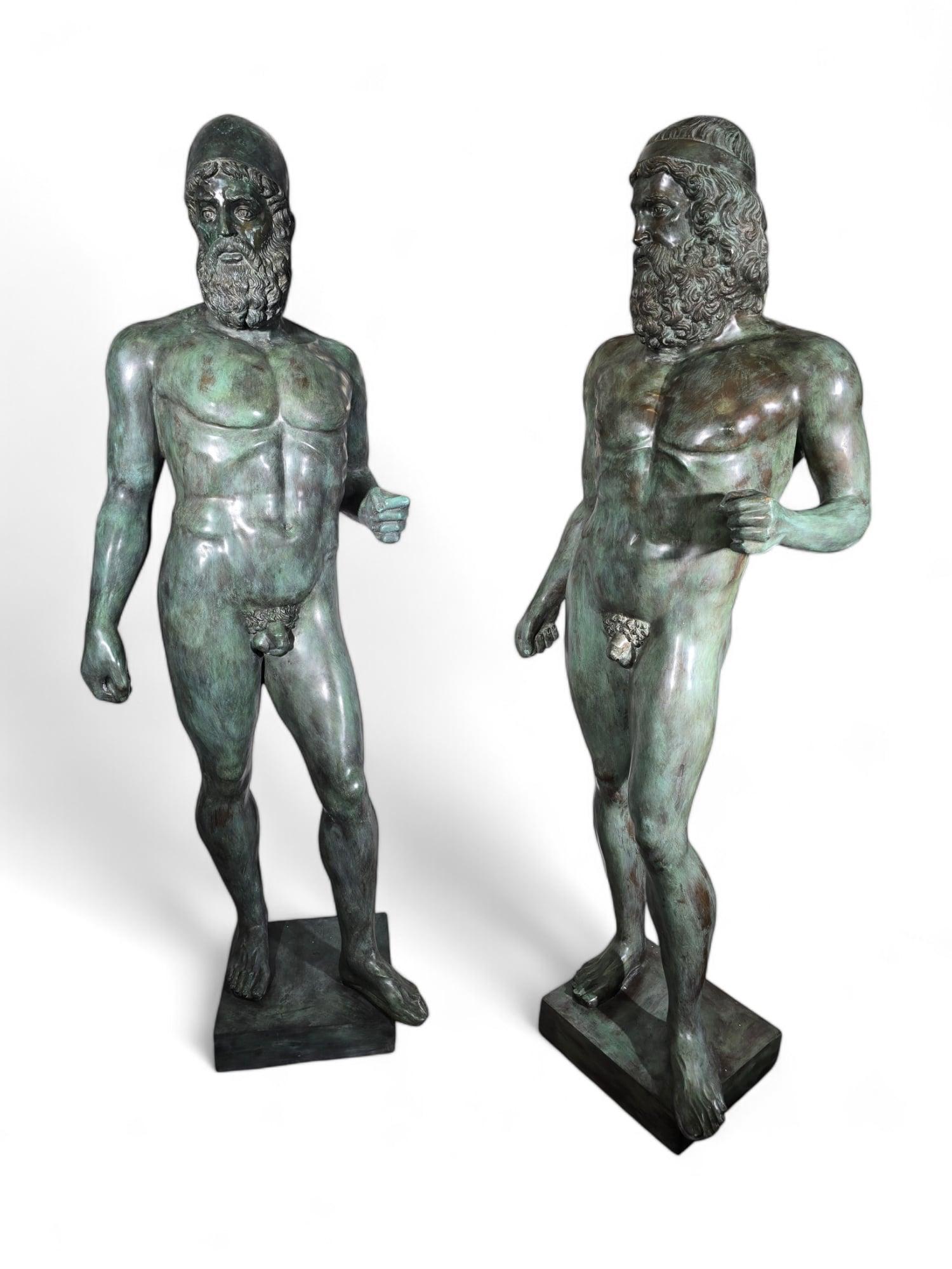 Sculptures grandeur nature de 180 cm des Guerriers de Riace, 1980, Bronzes en vente 1