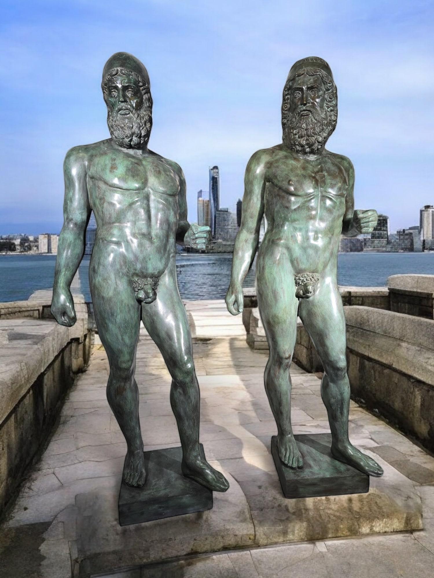 Sculptures grandeur nature de 180 cm des Guerriers de Riace, 1980, Bronzes en vente 5