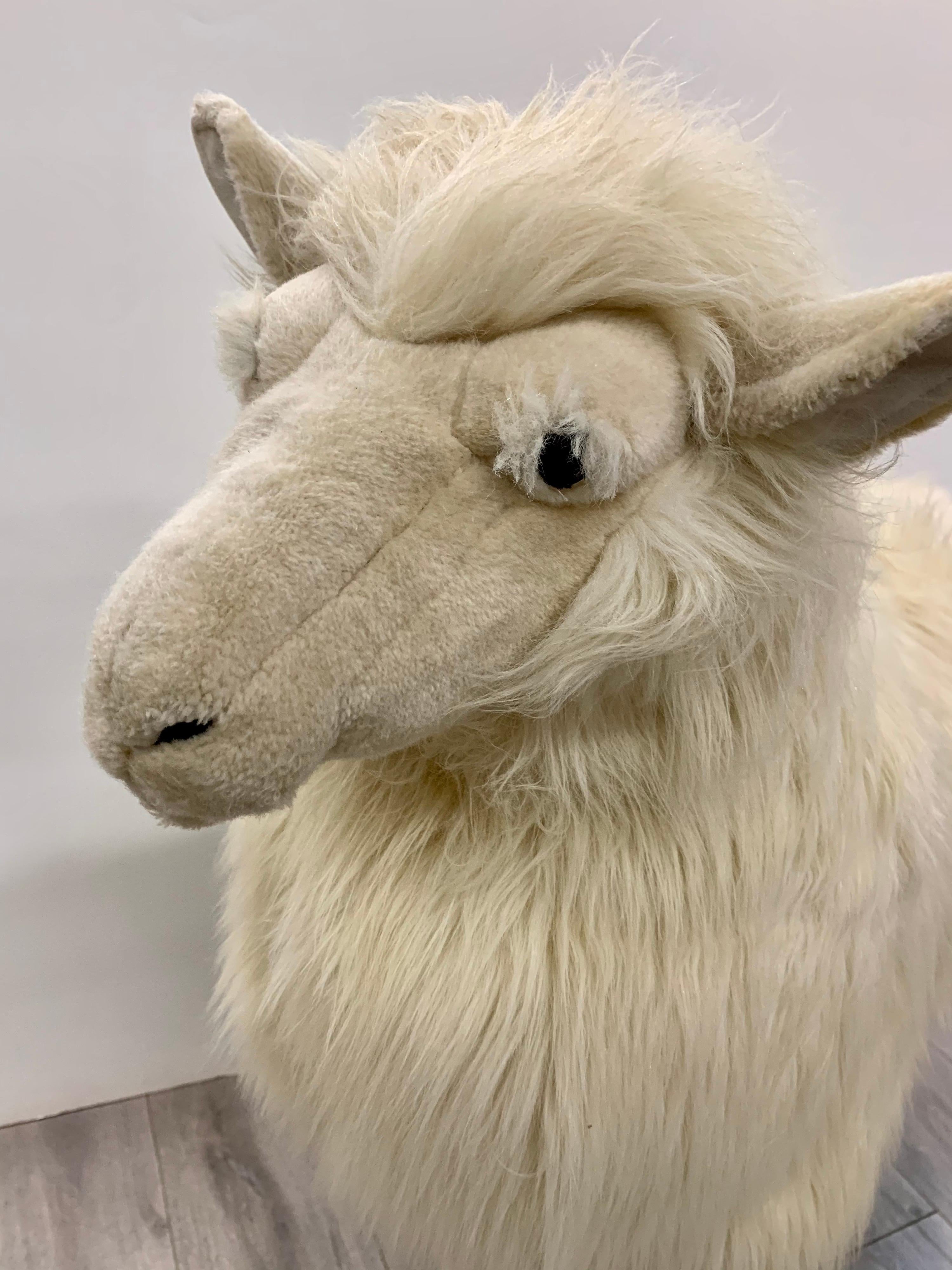 brooks brothers sheep logo