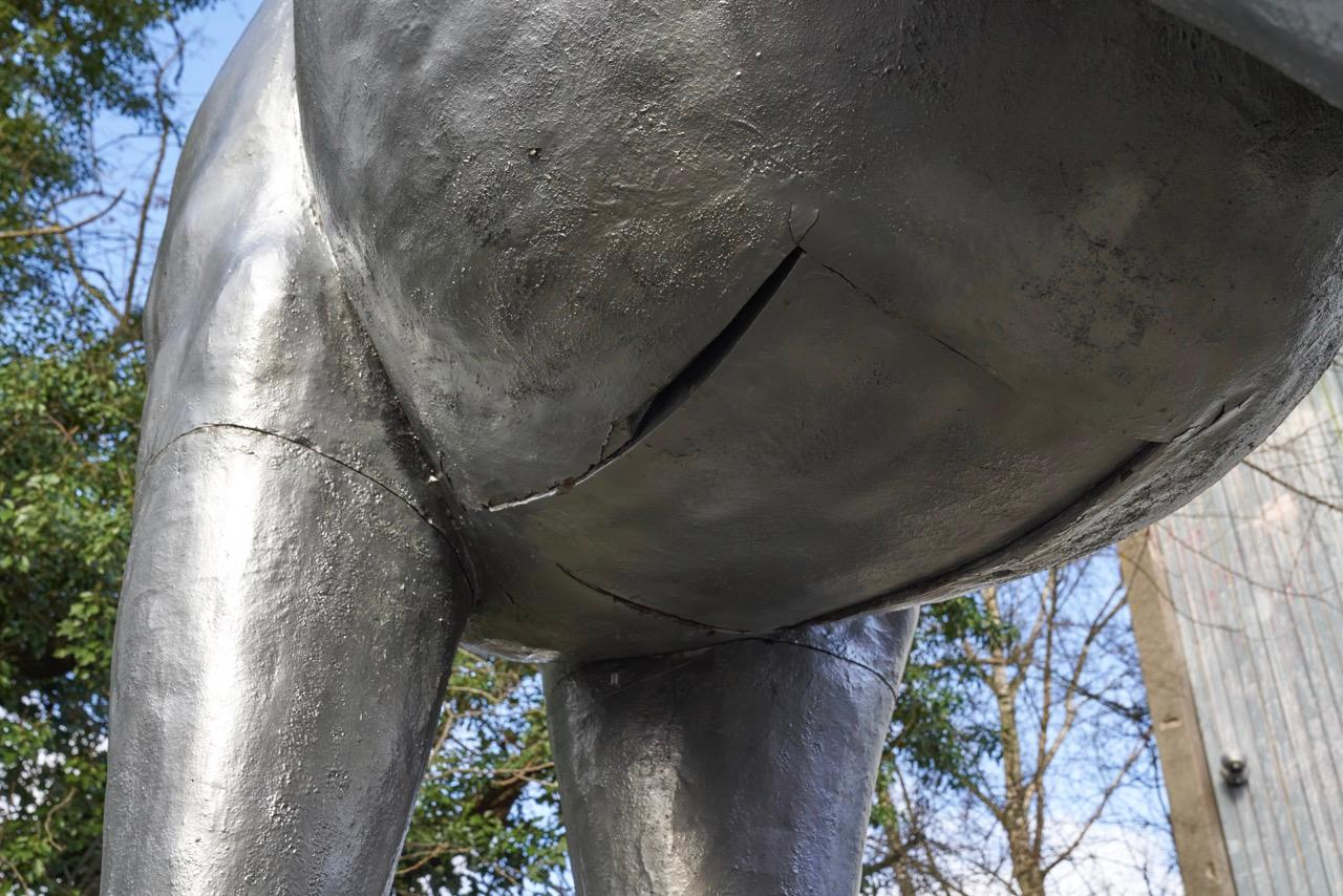 Life-Size Silver Giraffe Sculpture For Sale 1