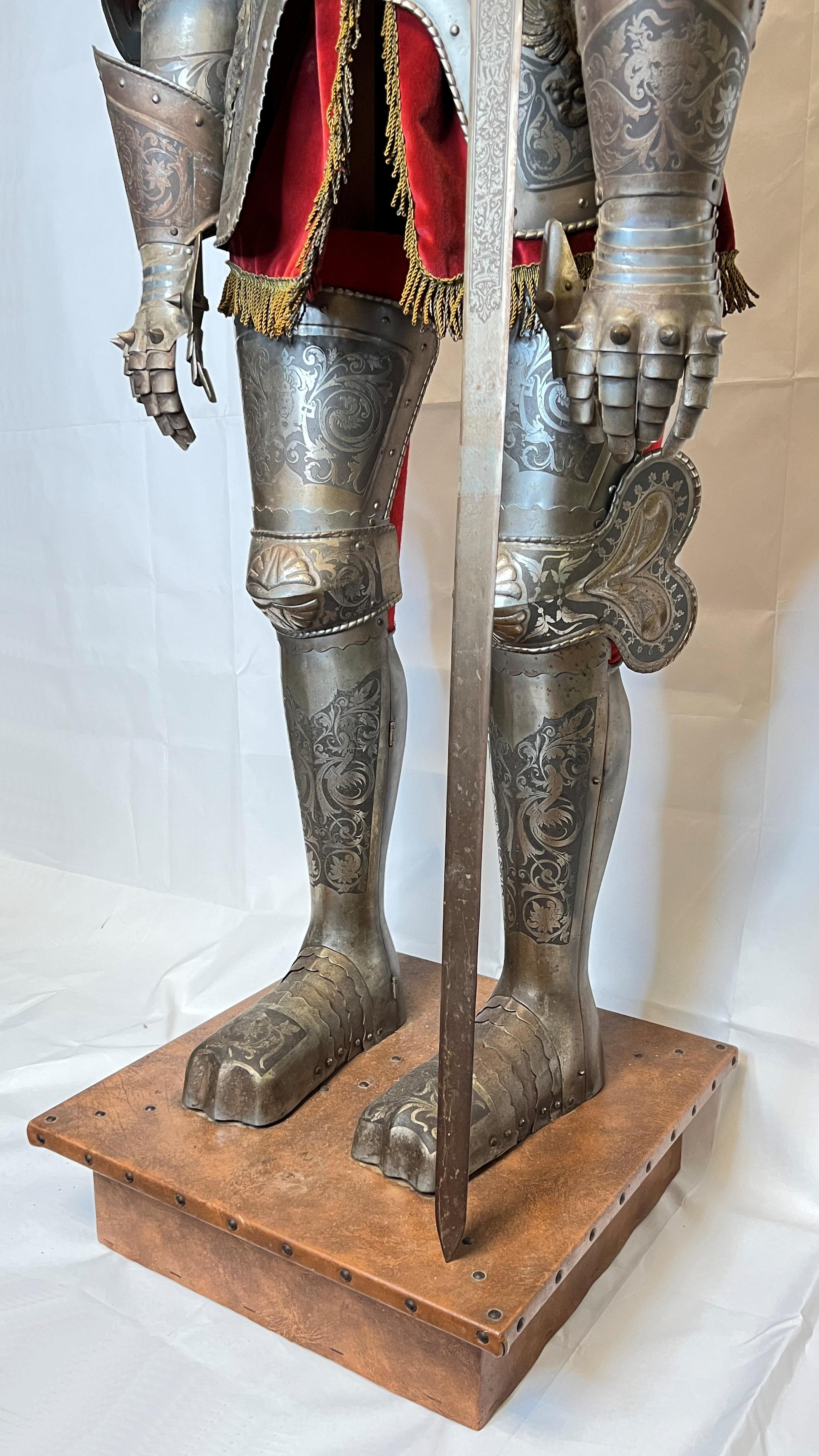 Life Size Spanish Toledo Ware Suit of Armor of Carlos V In Good Condition In New York, NY