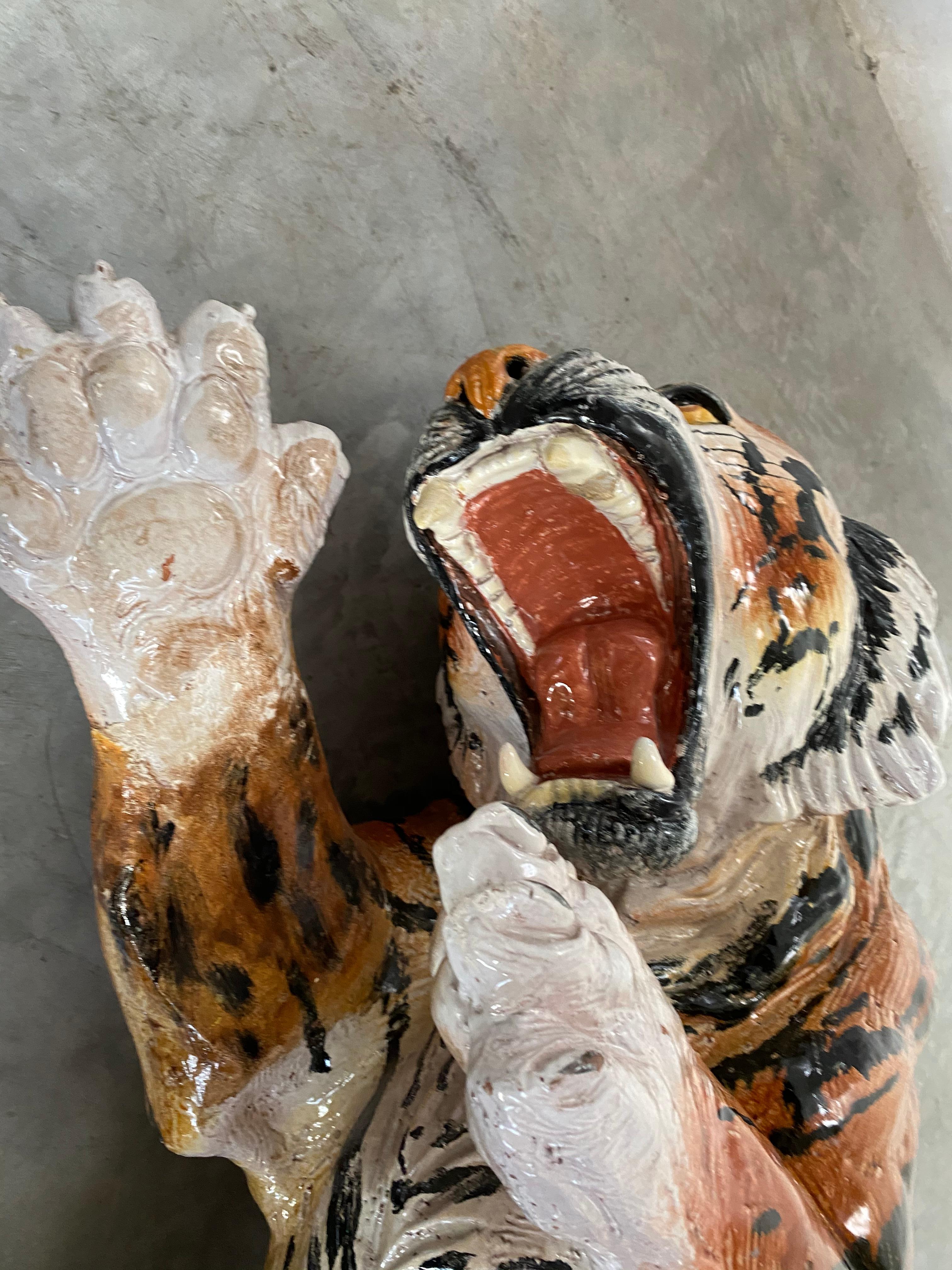 Life Size Tiger Sculpture Ceramic, Italy, 1970s 9