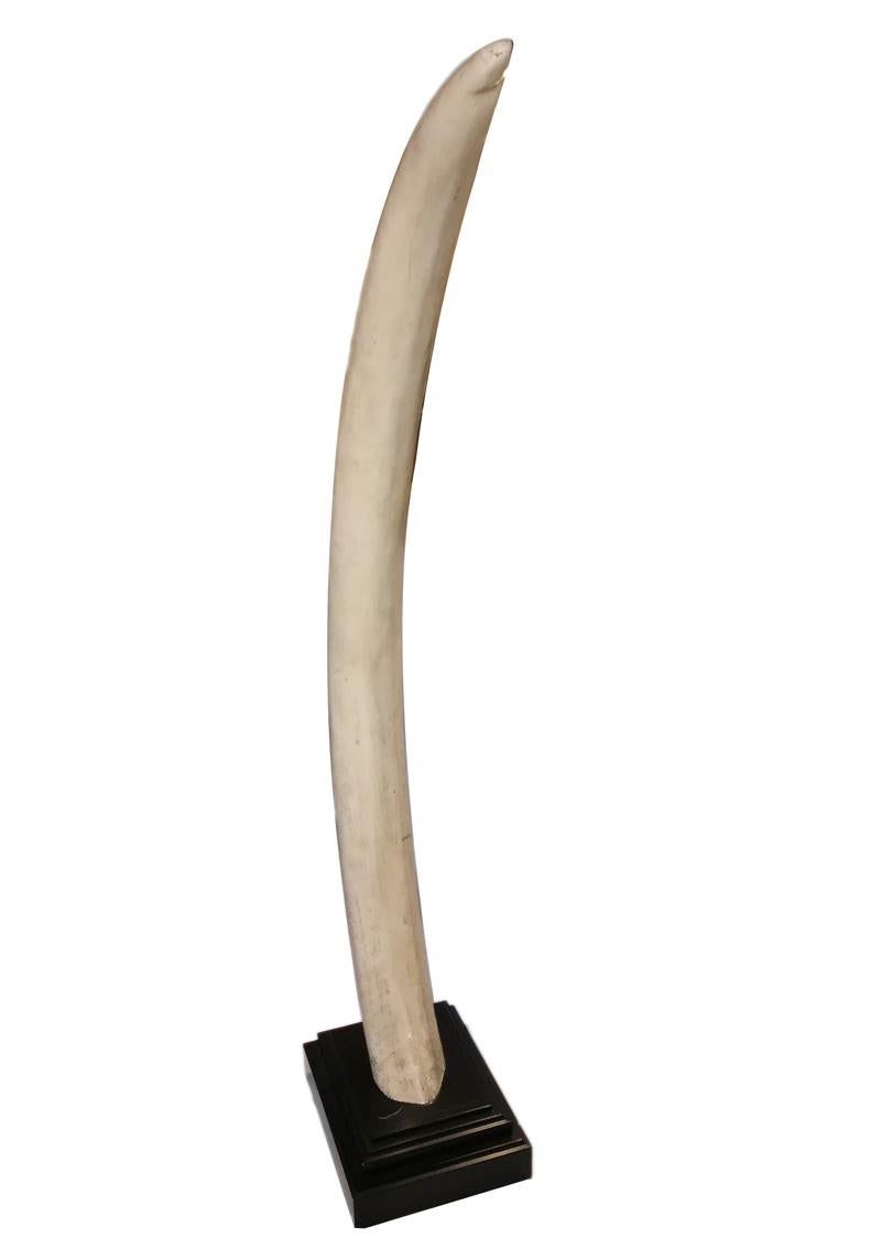 Life-Size Vintage Faux Elephant Tusks In Good Condition For Sale In New York, NY