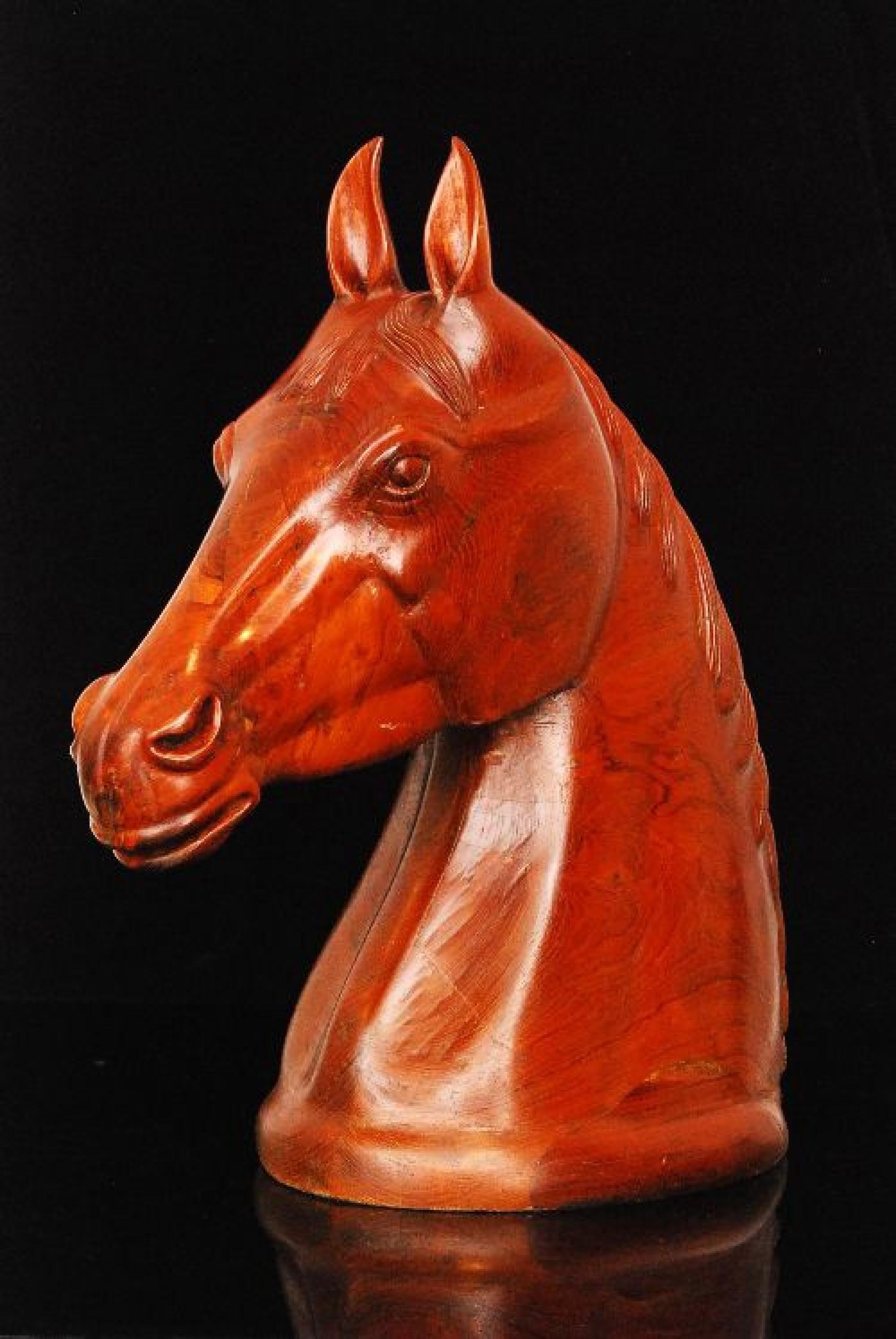 Modern Life-Size Wooden Carved Horses Head In Good Condition For Sale In Tetbury, GB