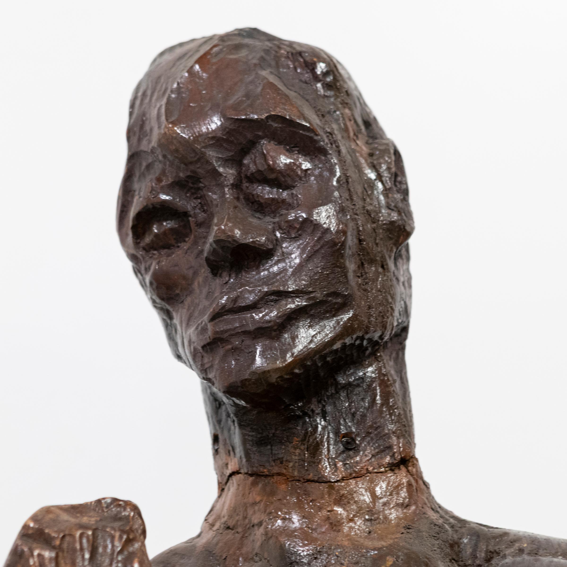 20ième siècle Sculpture en bois grandeur nature  Michael Gagashe Zondi en vente