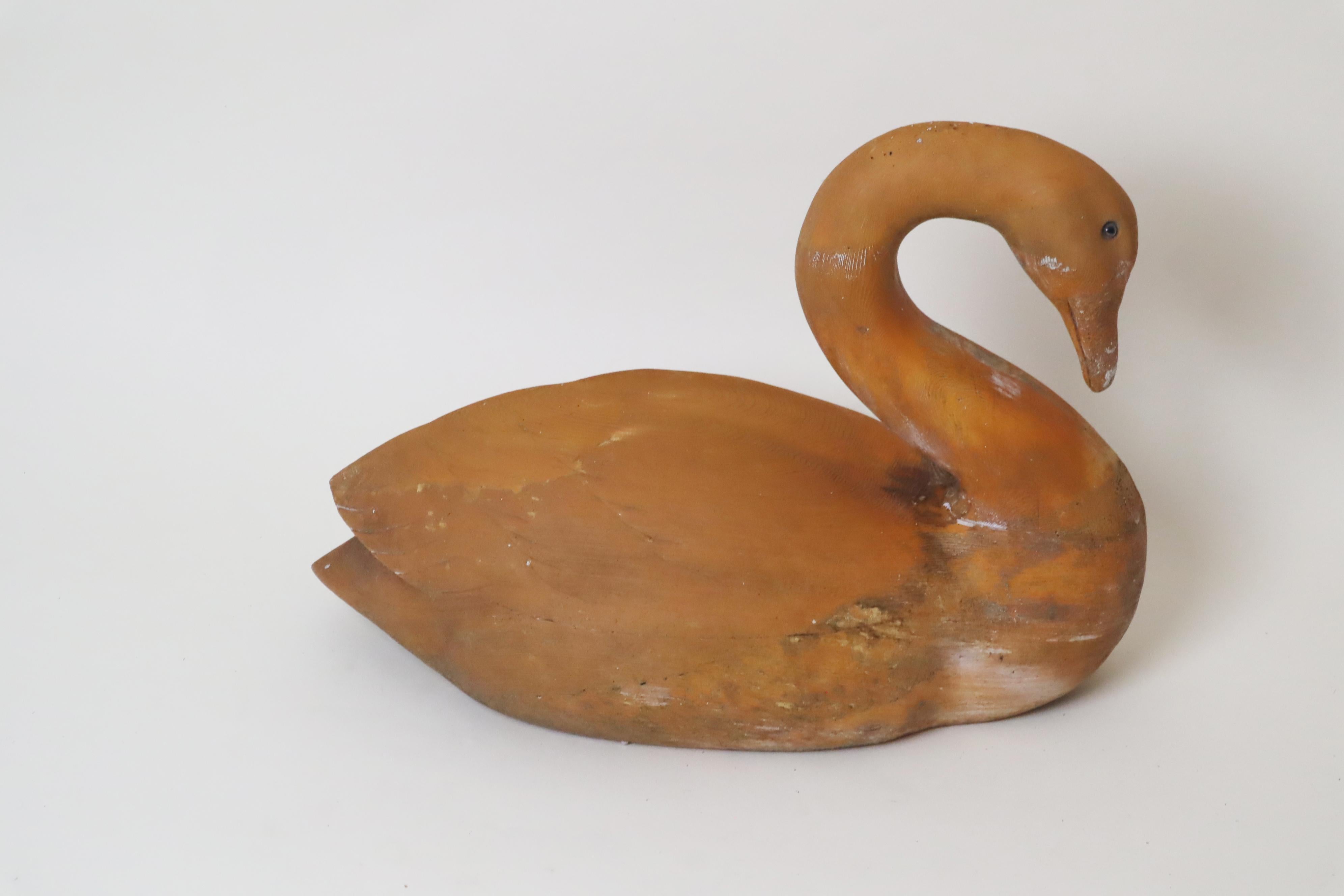 Life-Size Wooden Sculpture of a Swan for Luxurious Garden Decoration For Sale 8