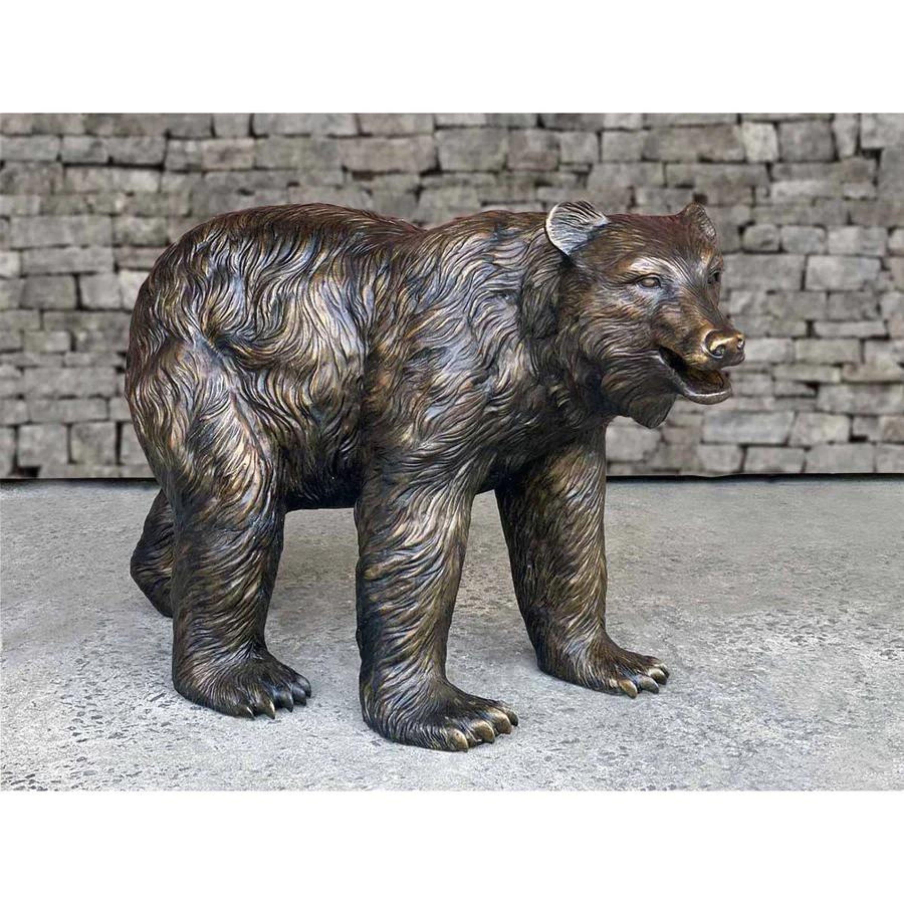 XXIe siècle et contemporain Sculpture d'ours en bronze grandeur nature en vente