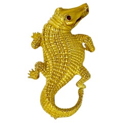 Lifelike 18K Gold Alligator Pendant/Brooch 2 3/8 Inches Long by Vahe Naltchayan
