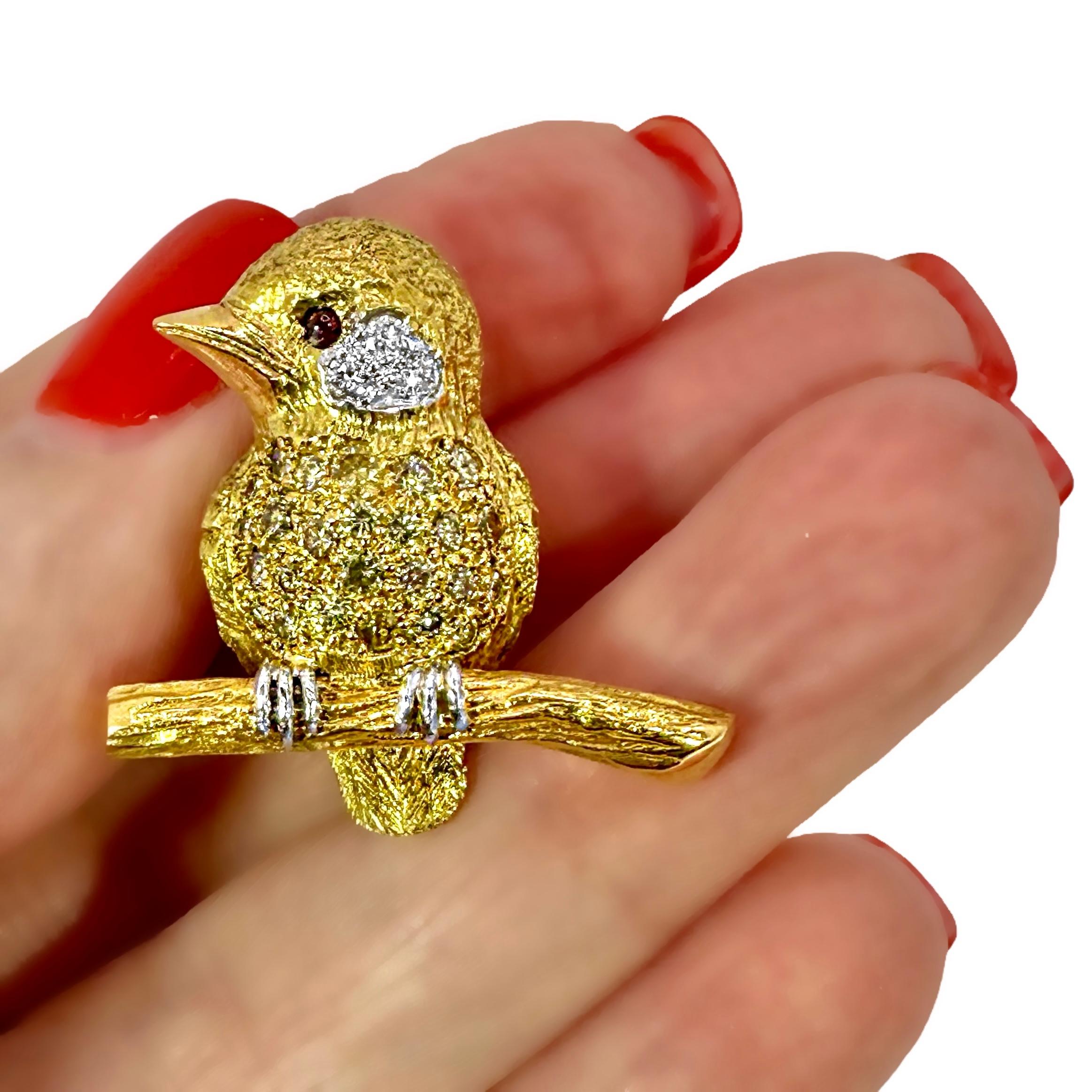 Lifelike E. Wolfe & Co.Bird on a Branch with White & Yellow Diamonds in 18K Gold For Sale 5