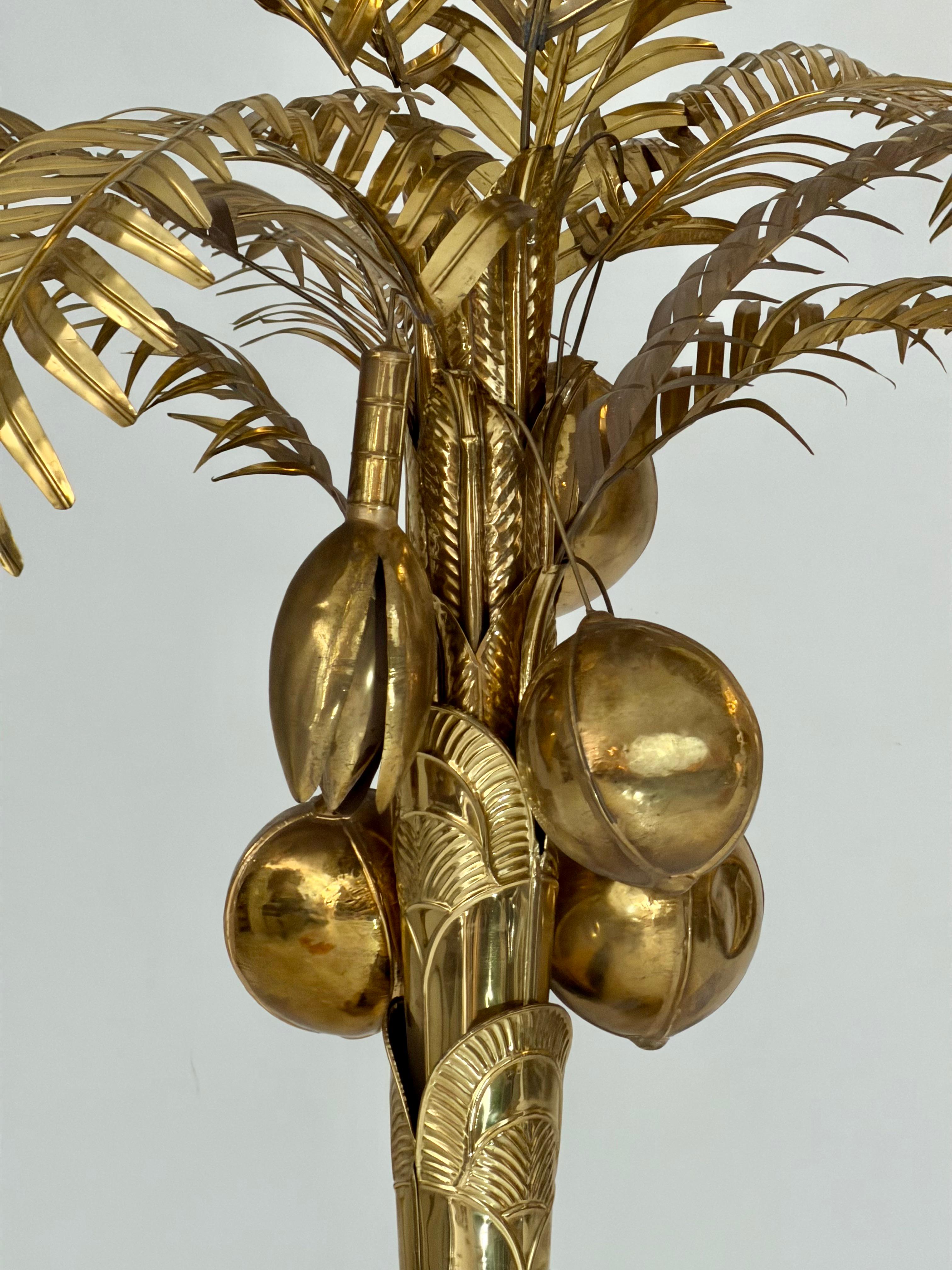 Lifelike Sculptural Brass Coconut Trees In Good Condition For Sale In Palm Desert, CA