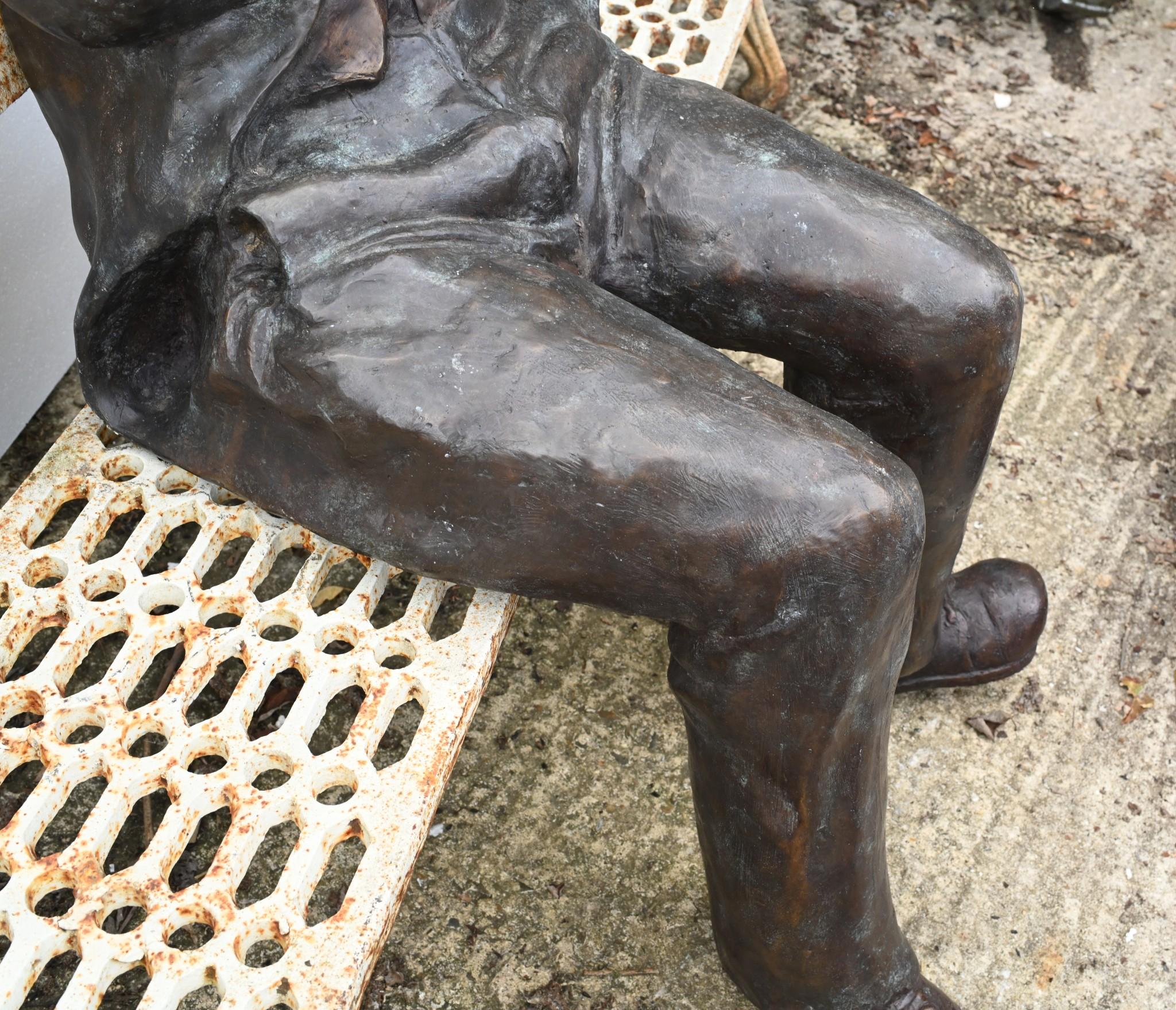 Bronzo Statua di bronzo a grandezza naturale di Charlie Chaplin - Scultura da giardino in vendita