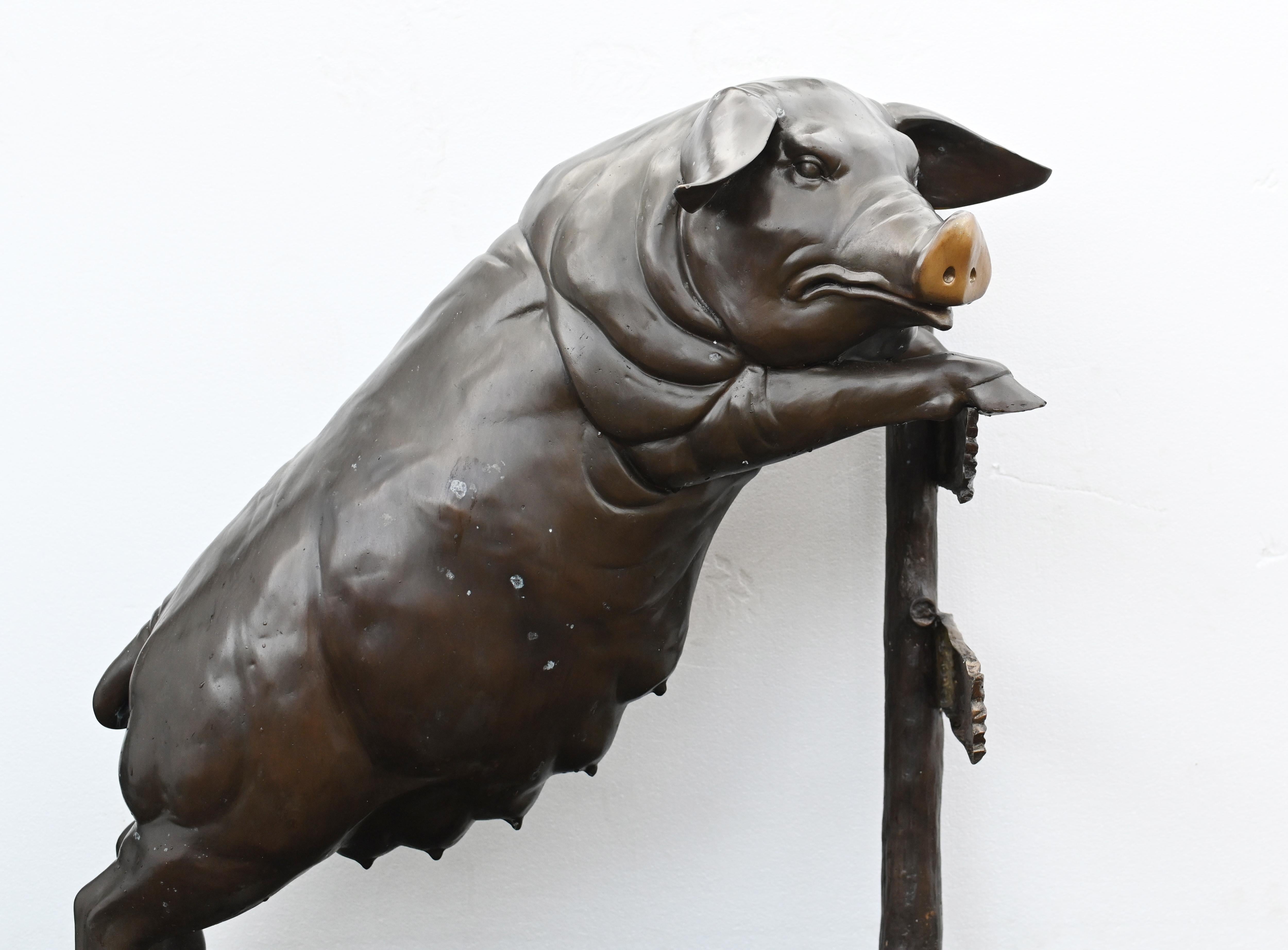 Lifesize Bronze Pig Statue Watching Sow Garden Art In Good Condition For Sale In Potters Bar, GB