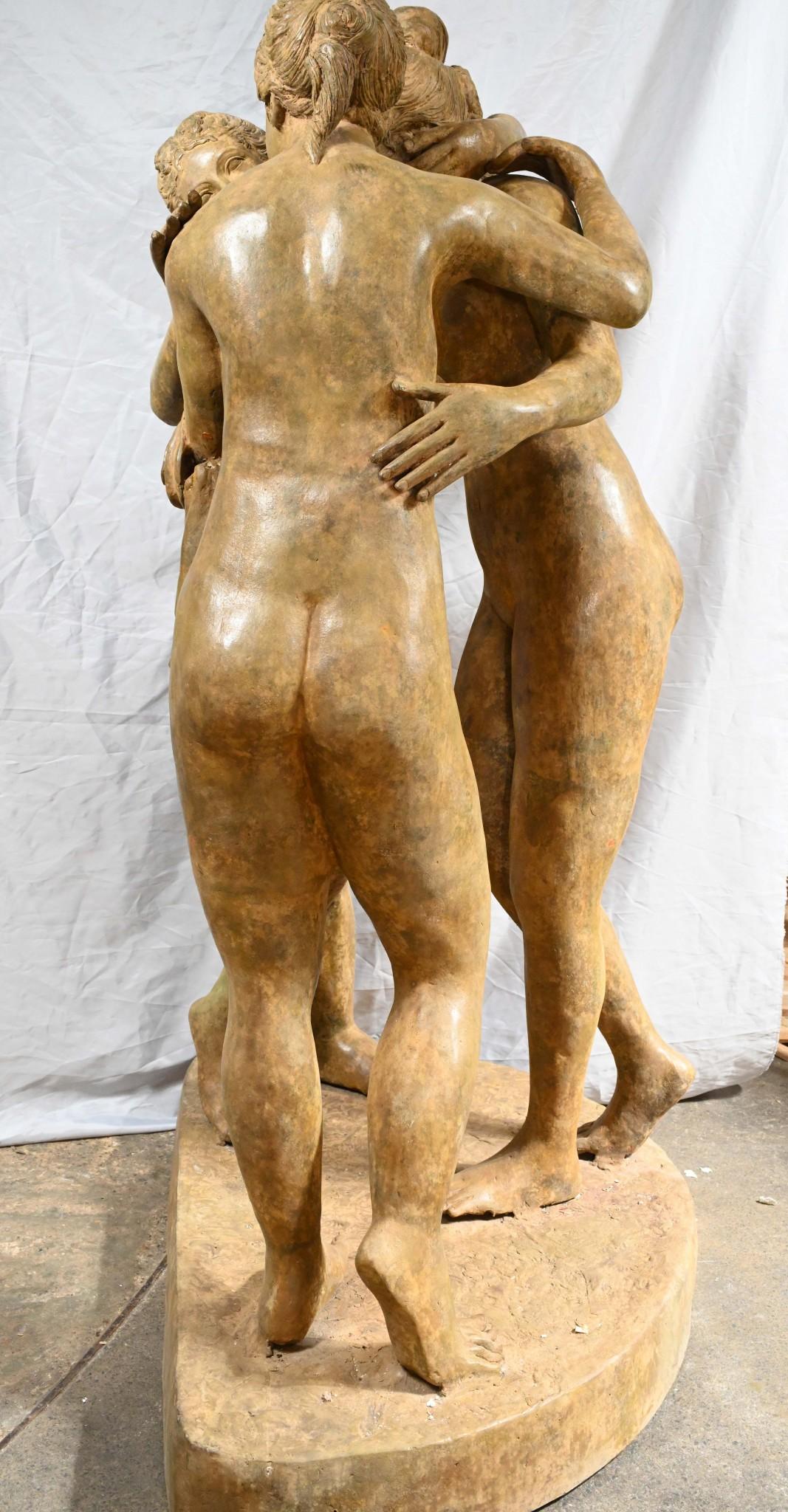 Statua di bronzo a grandezza naturale delle tre Grazie, statua greca nuda e femminile in vendita 7