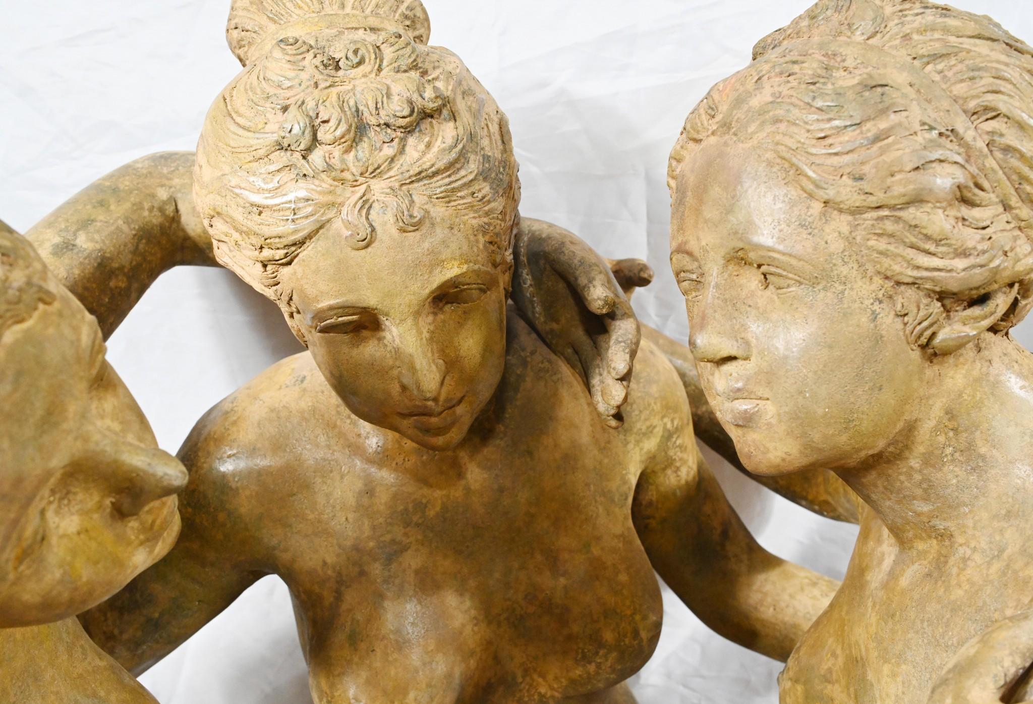 Fine XX secolo Statua di bronzo a grandezza naturale delle tre Grazie, statua greca nuda e femminile in vendita