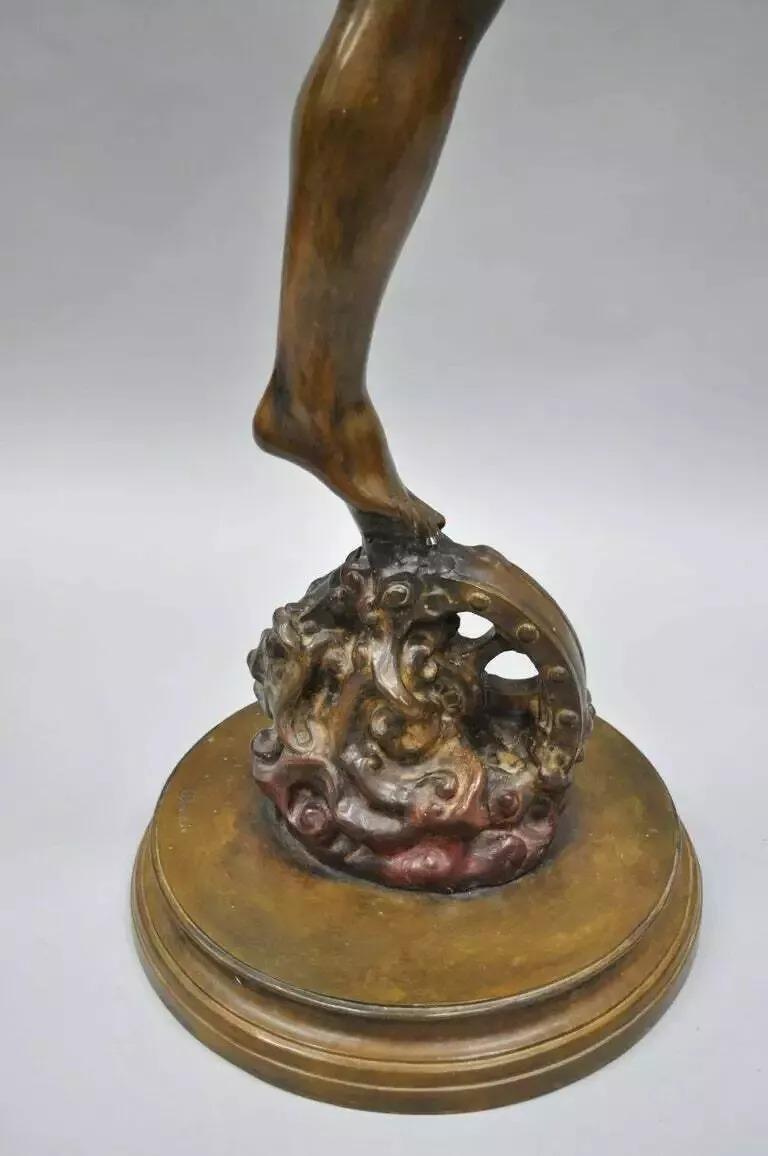 Statue de Nymphe en bronze de Cibardie, style Art Nouveau, femme nue, grandeur nature en vente 3