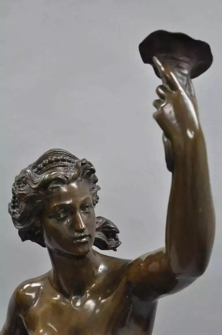 Inconnu Statue de Nymphe en bronze de Cibardie, style Art Nouveau, femme nue, grandeur nature en vente