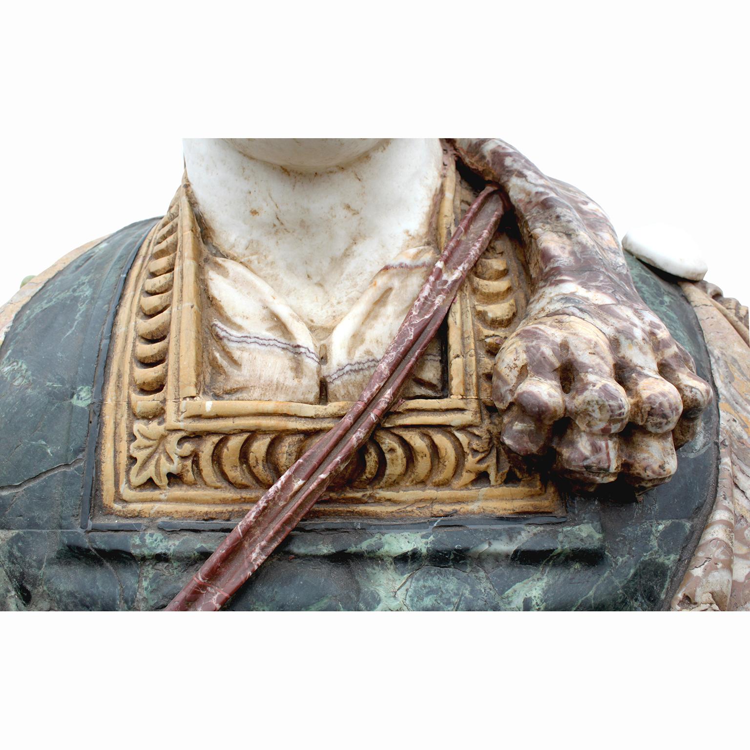 Buste grandeur nature en marbre italien du XIXe siècle représentant un guerrier gréco-romain en vente 9