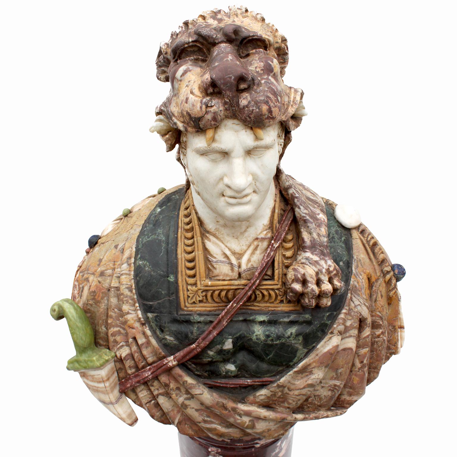 Buste grandeur nature en marbre italien du XIXe siècle représentant un guerrier gréco-romain Bon état - En vente à Los Angeles, CA